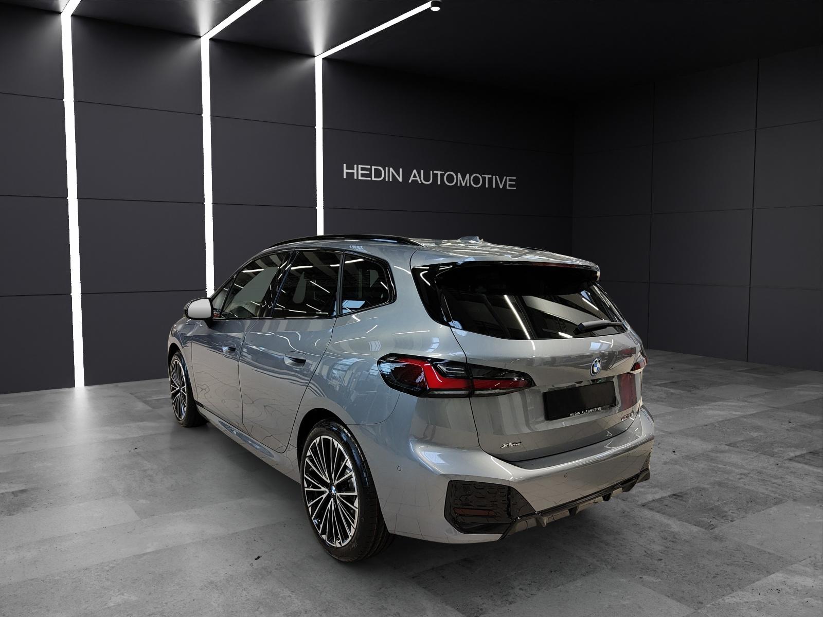 BMW 230e xDrive paddles Active Tourer-showroom-element-2