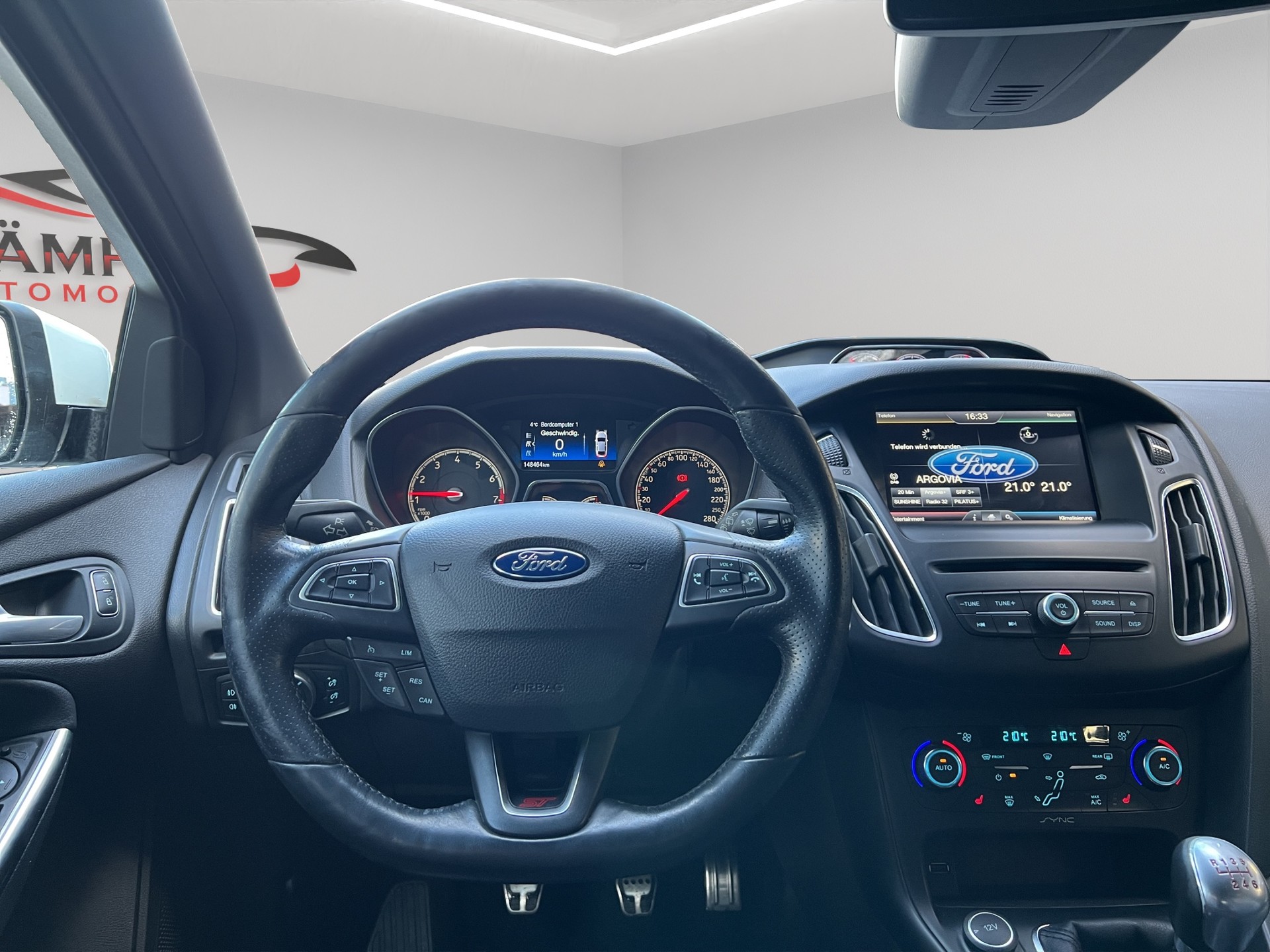 FORD Focus 2.0 SCTi ST-2-image-7