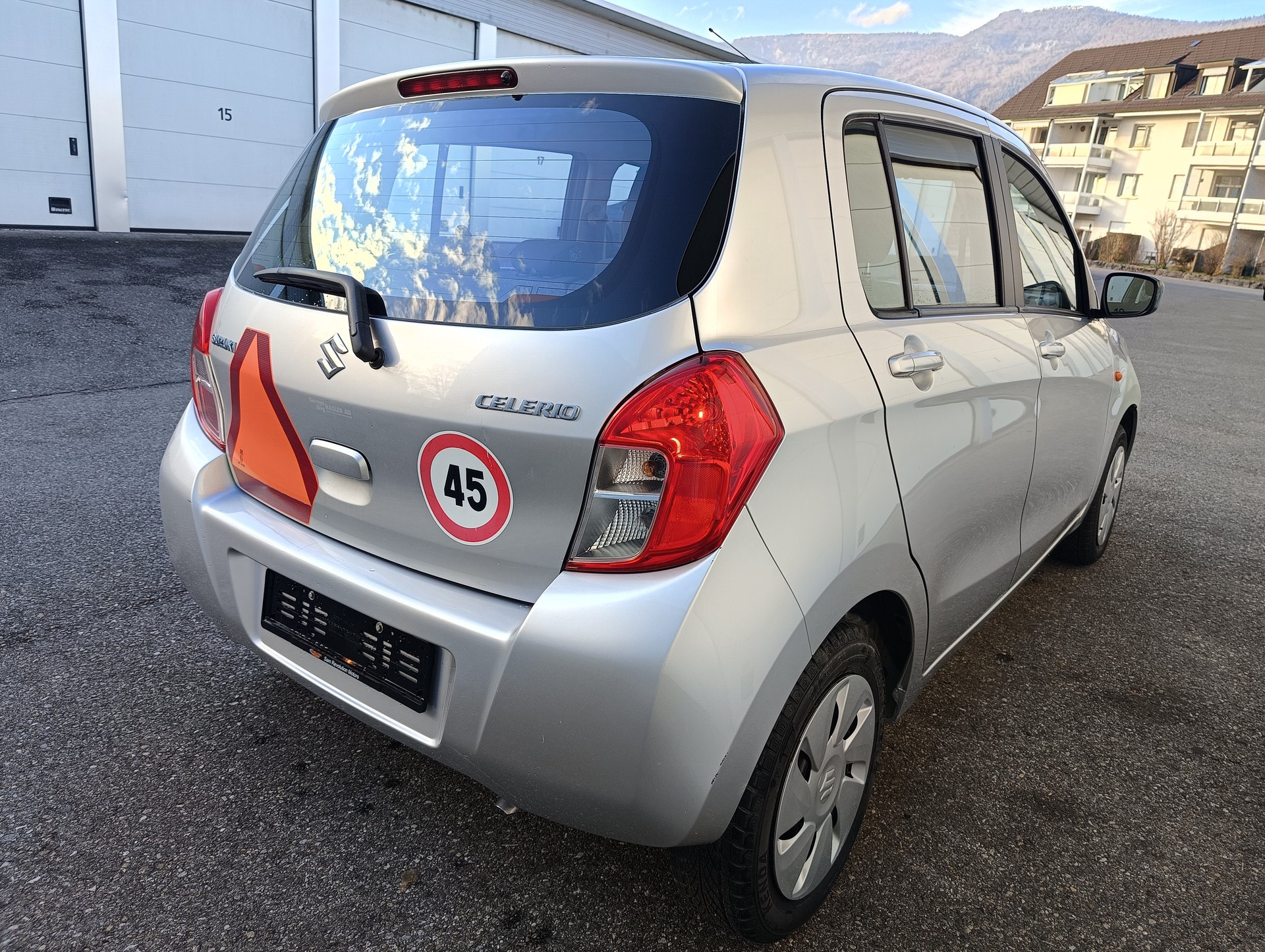 SUZUKI Celerio 1.0 Sergio Cellano Top AGS-image-2