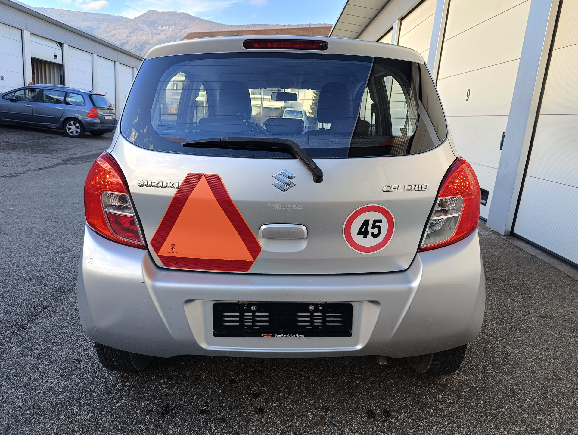 SUZUKI Celerio 1.0 Sergio Cellano Top AGS-image-3