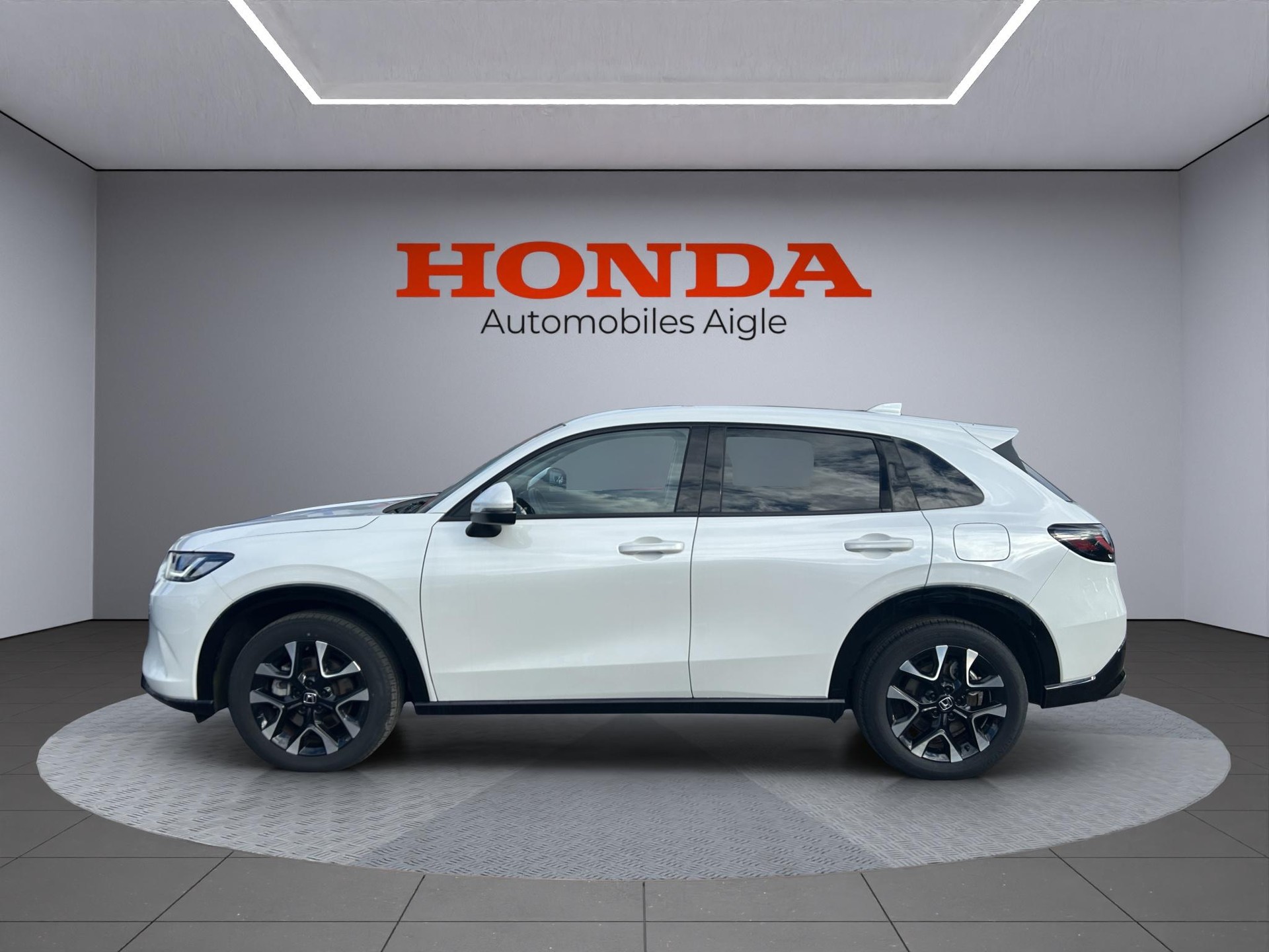 HONDA ZR-V 2.0 i-MMD Advance-showroom-element-1