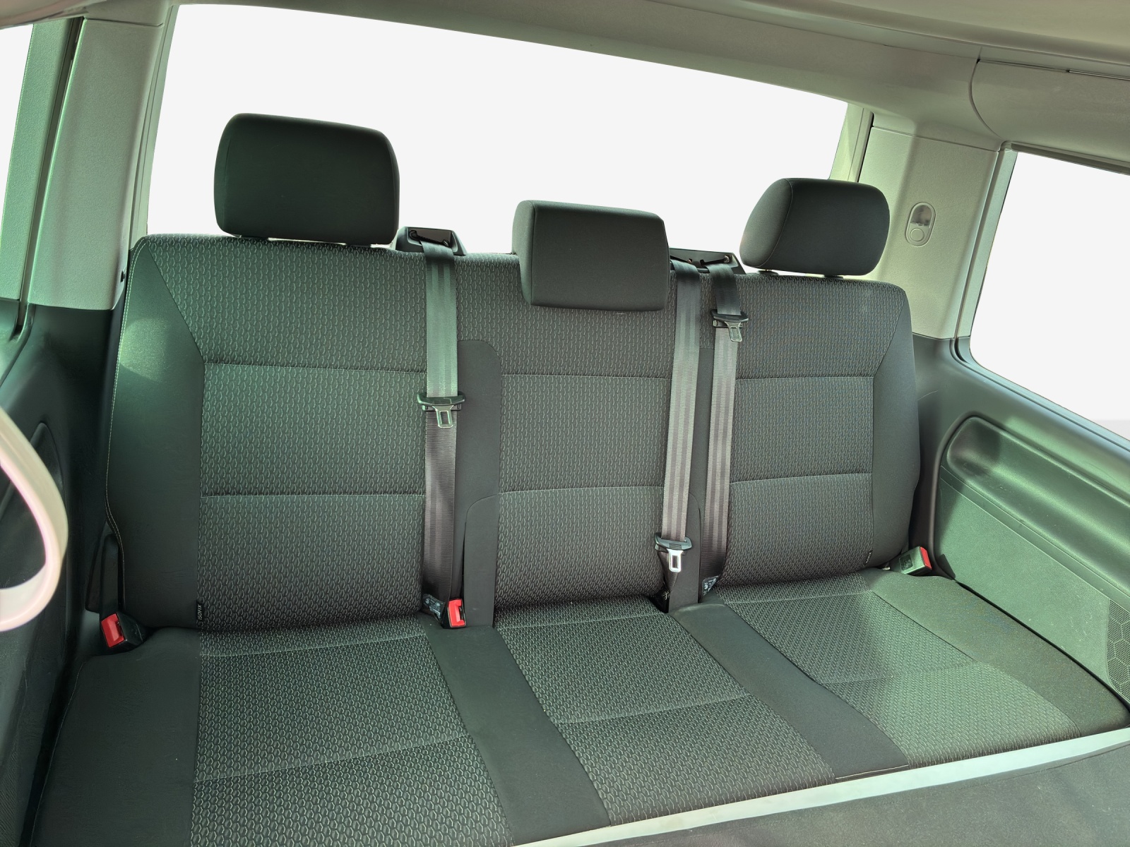 VW T6 California 2.0 Bi-TDI Beach Edition DSG-image-14
