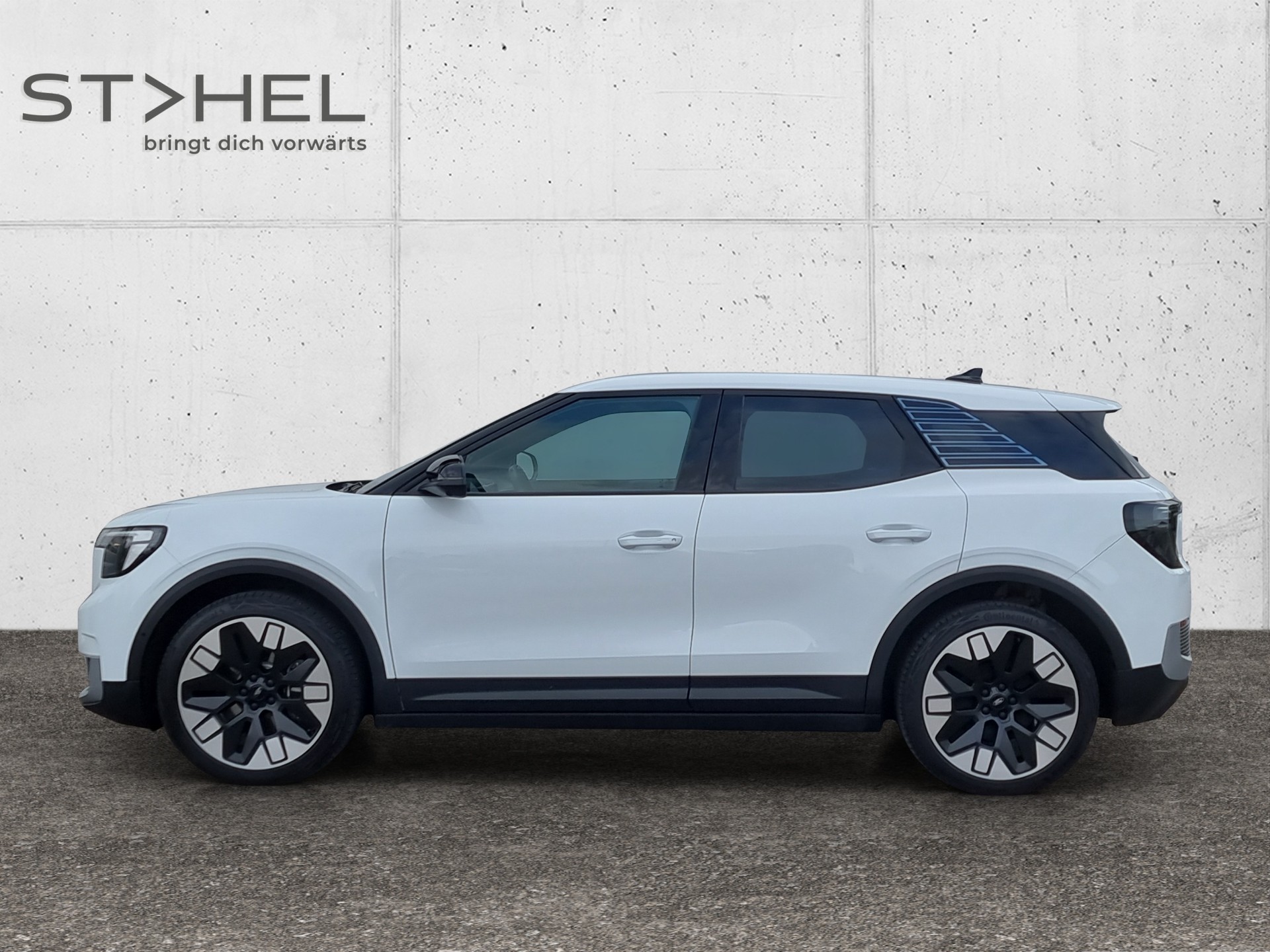 FORD Explorer Extended Range Premium AWD-showroom-element-1
