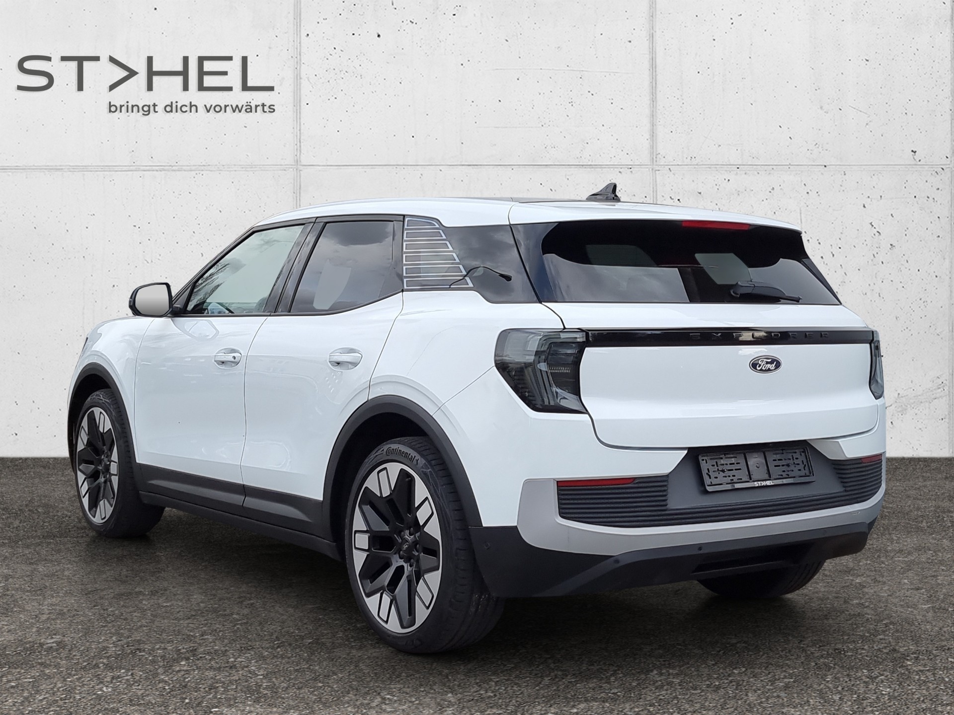 FORD Explorer Extended Range Premium AWD-showroom-element-2