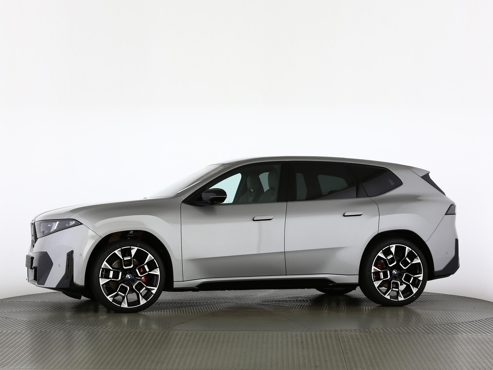 BMW iX3 50 xDrive-image-10