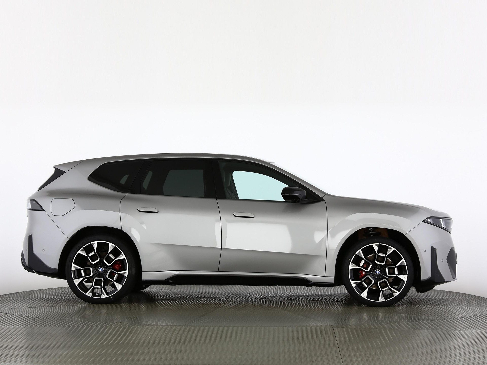 BMW iX3 50 xDrive-image-23