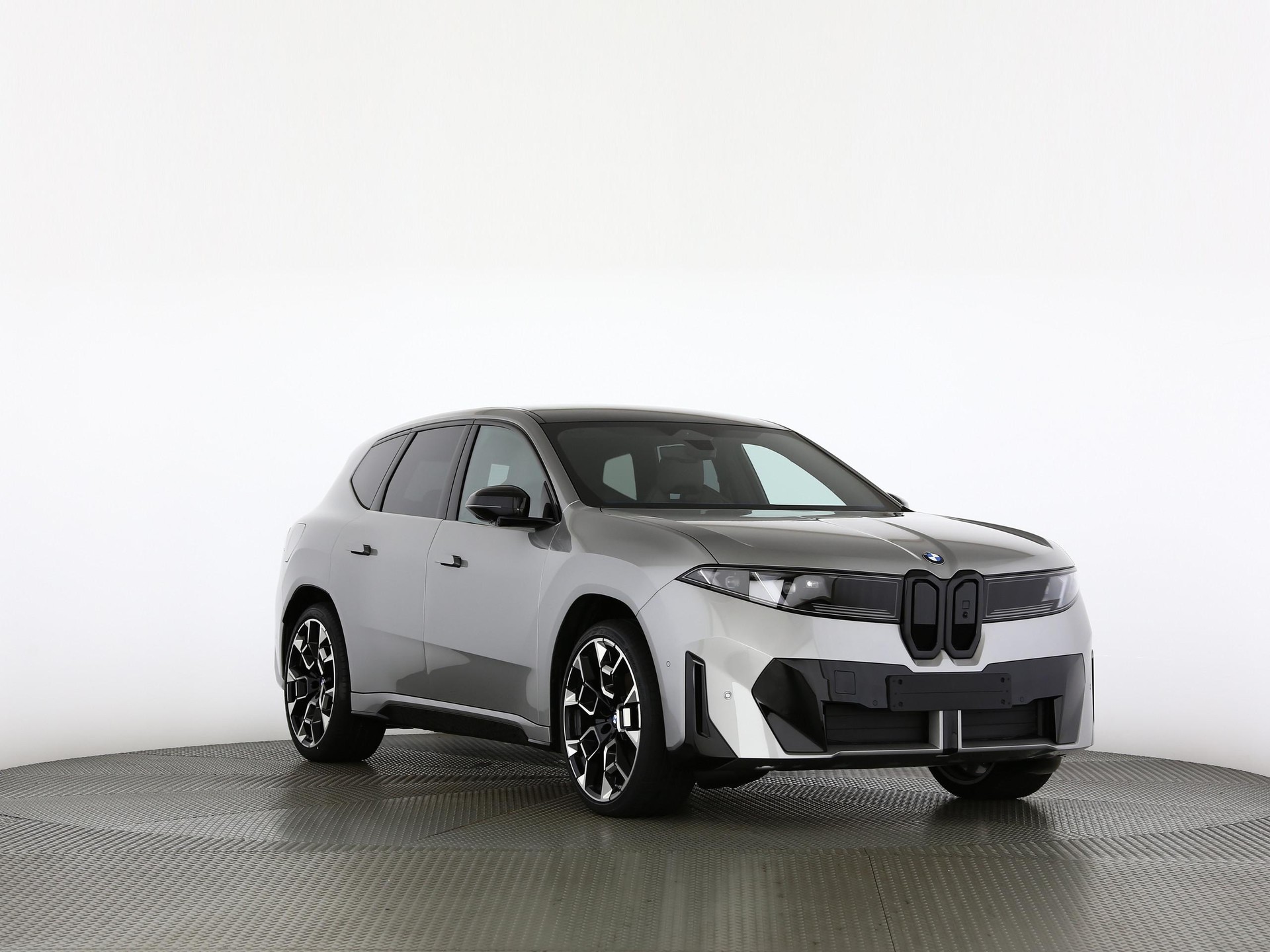 BMW iX3 50 xDrive-image-27