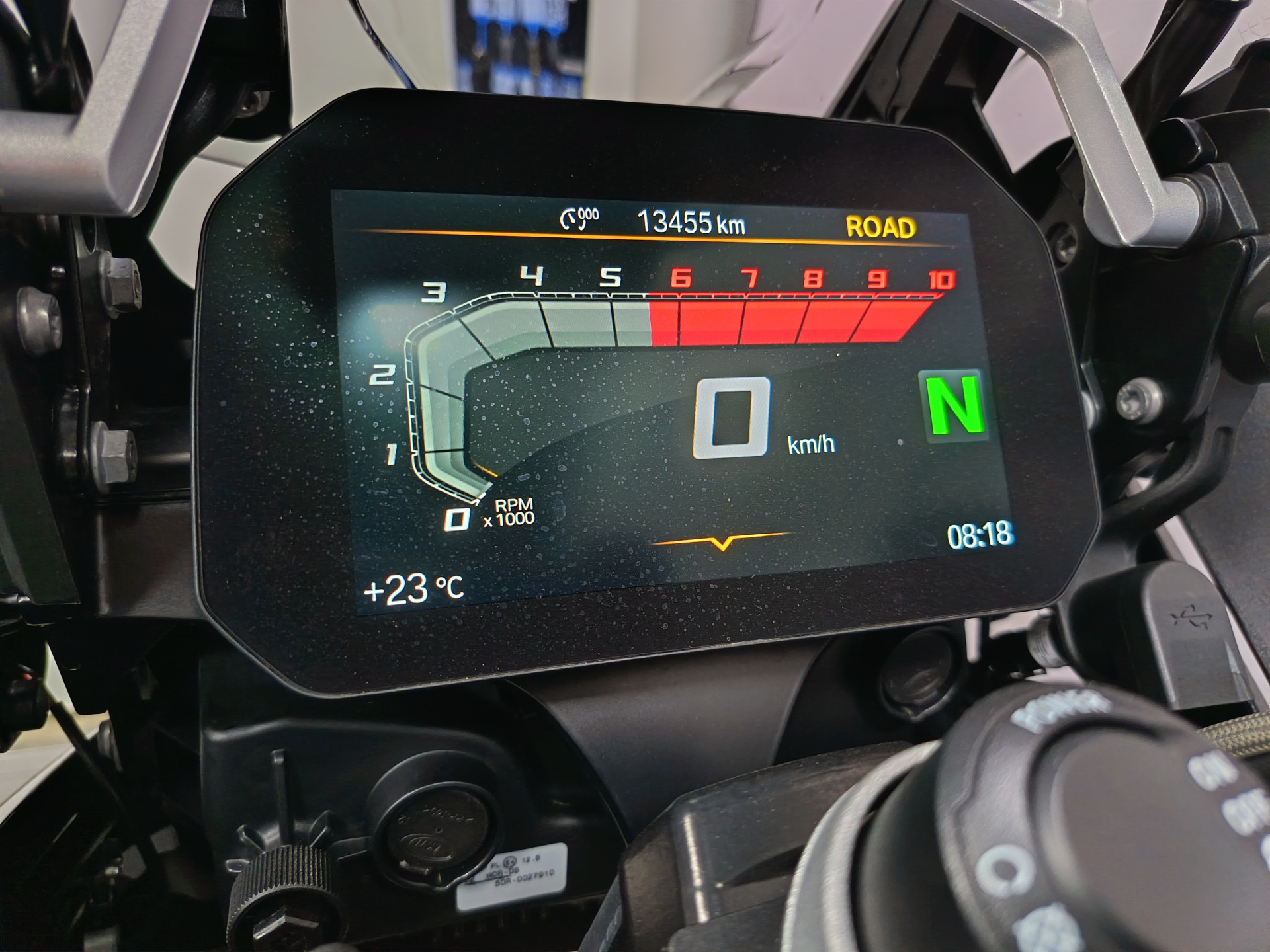BMW R 1250 GS Adventure Triple Black *** Contrat d'entretien 03.2027 ou 37.700 km ***-image-9