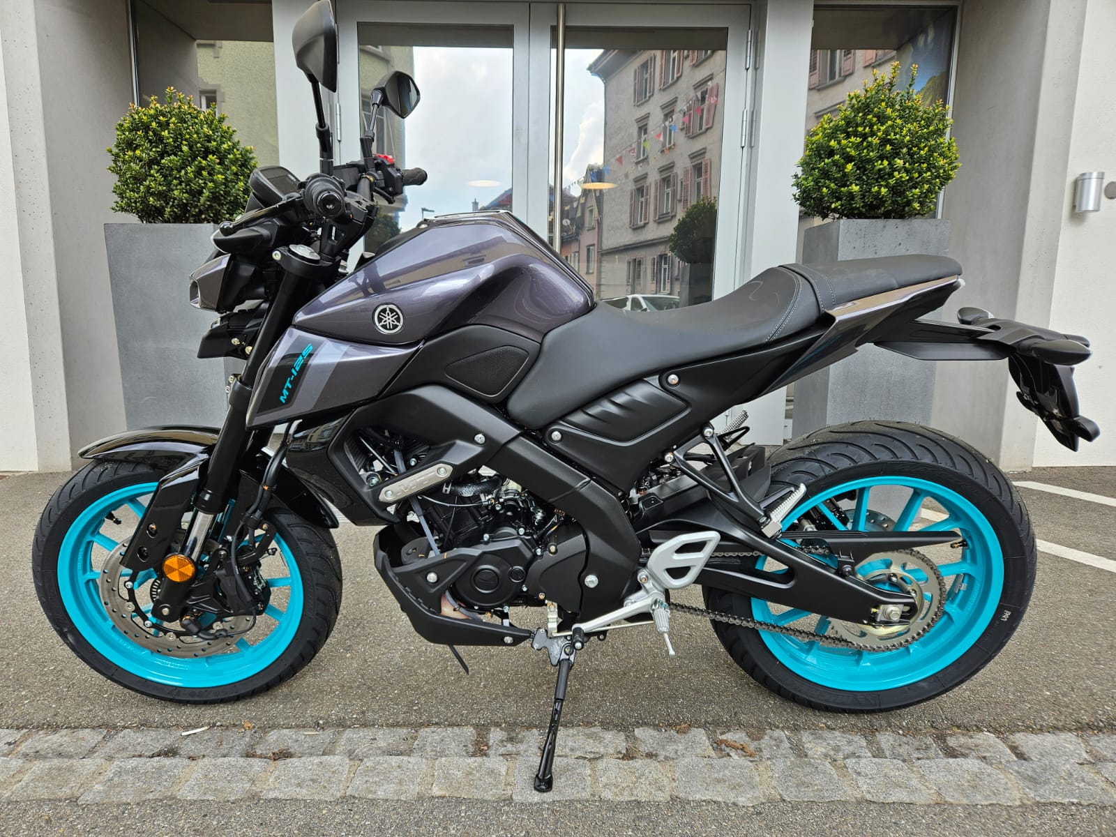 YAMAHA MT-125 ABS Modell 2024-image-2