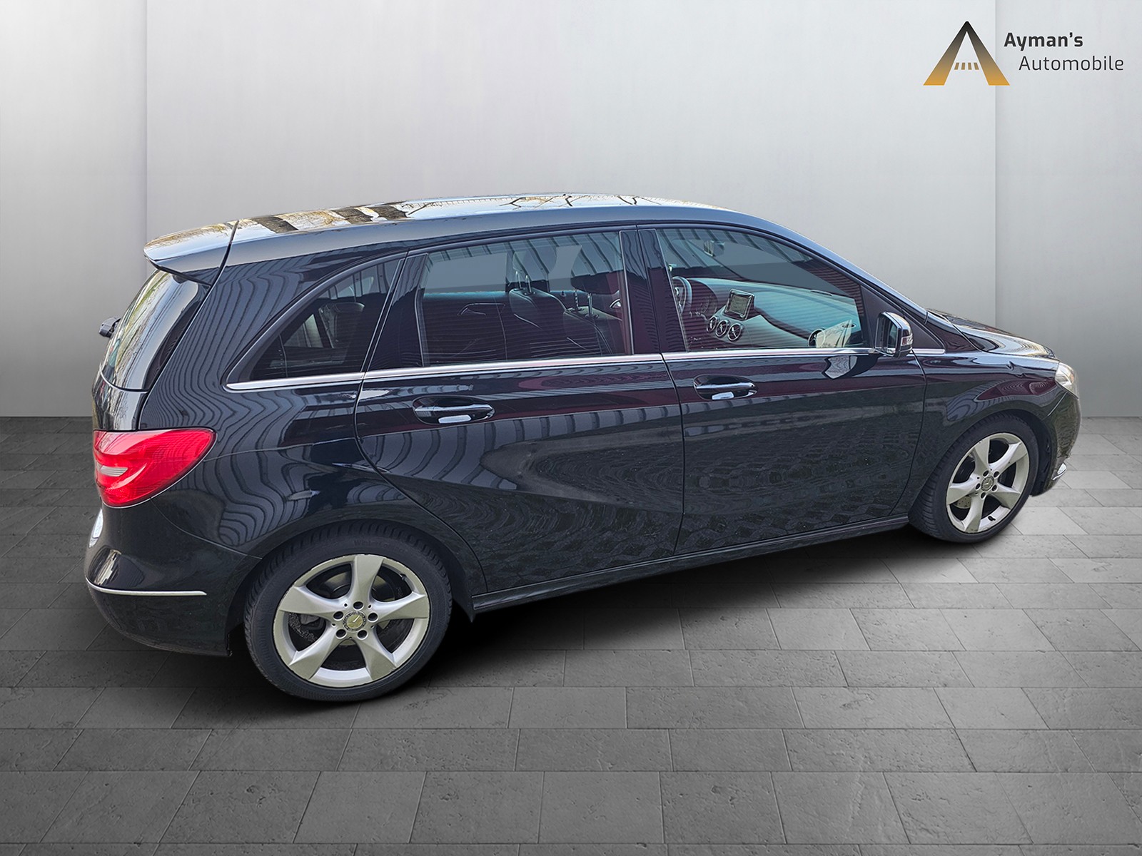MERCEDES-BENZ B 180 7G-DCT-image-8