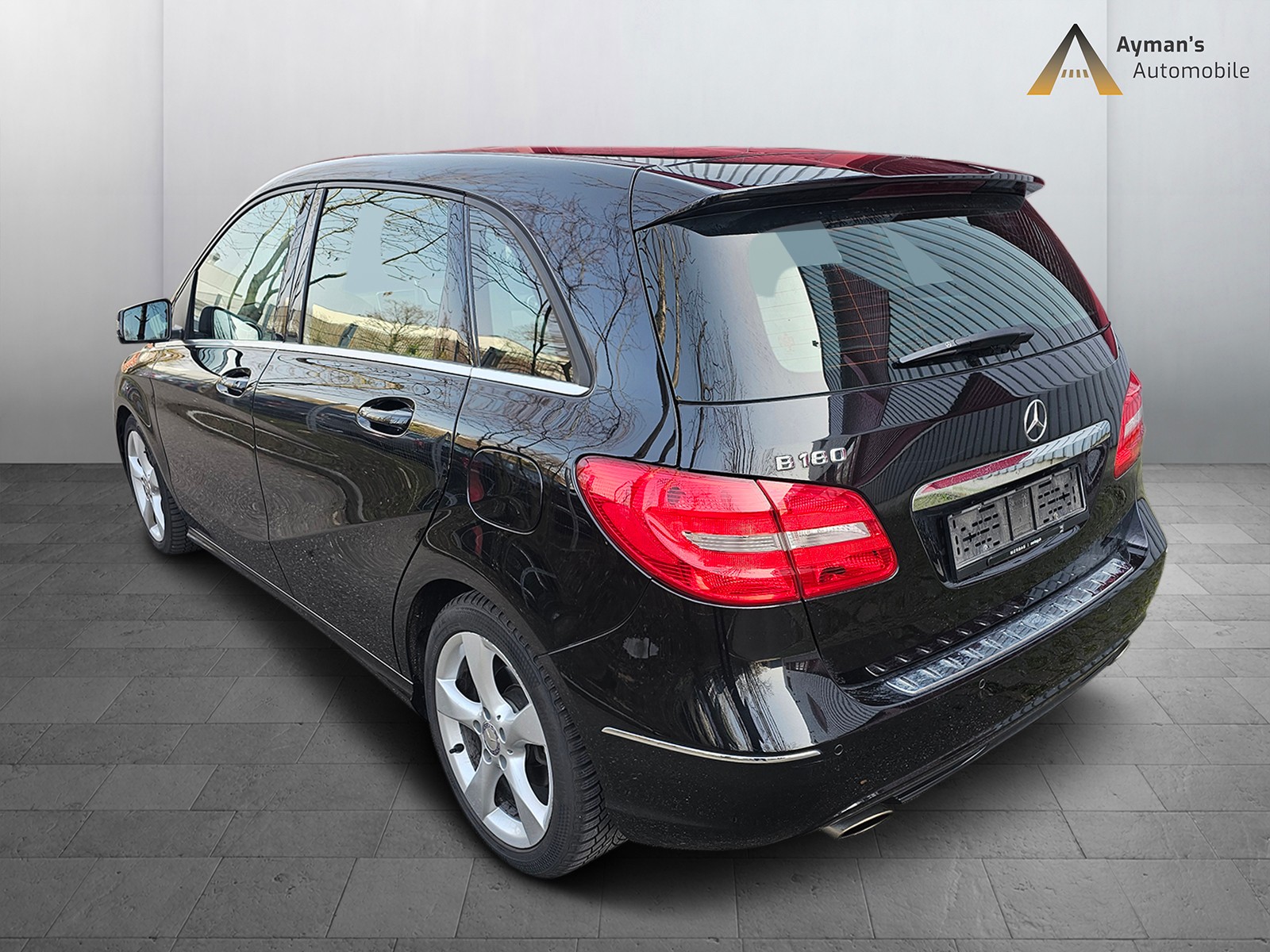 MERCEDES-BENZ B 180 7G-DCT-image-4