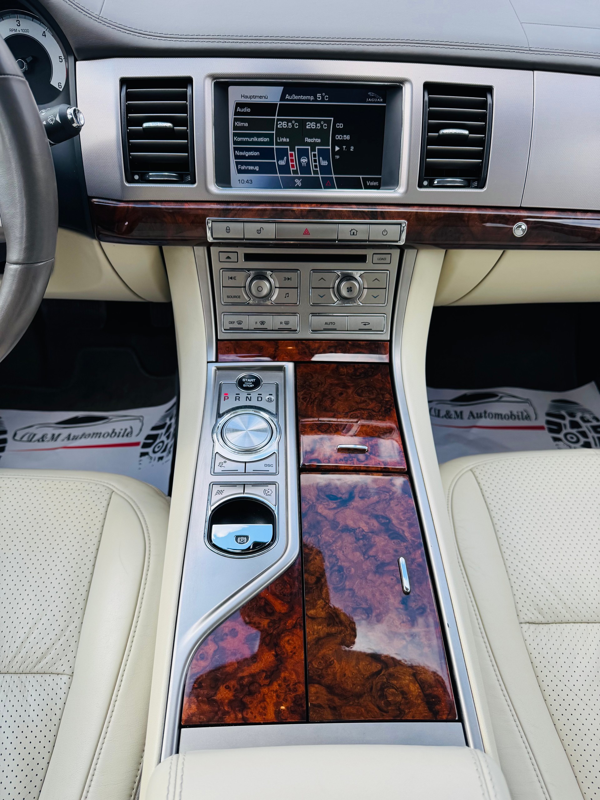 JAGUAR XF 3.0d S V6 Premium Luxury *AB MFK & Service*-image-9