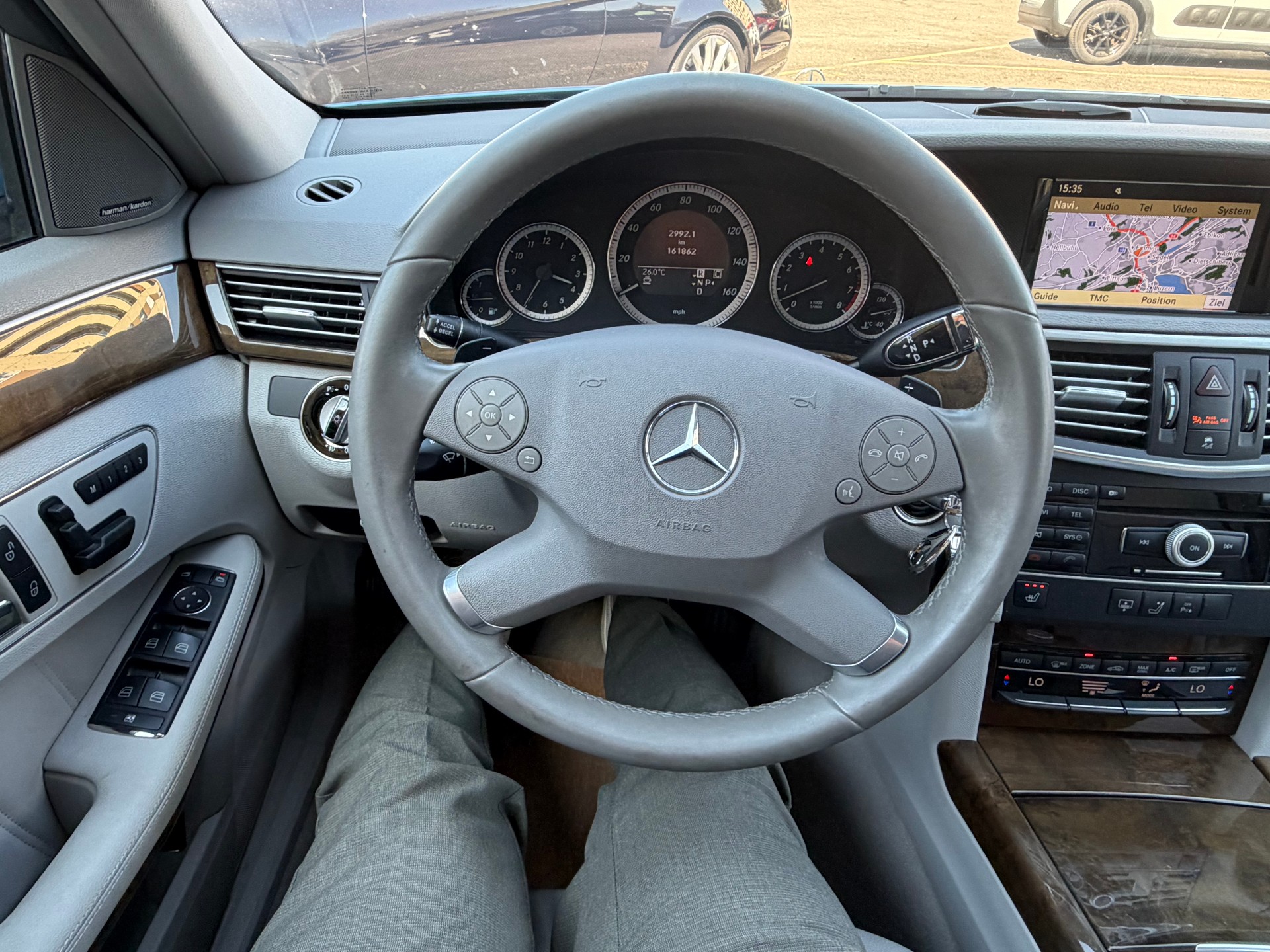 MERCEDES-BENZ E 350 Avantgarde 4Matic 7G-Tronic-image-15