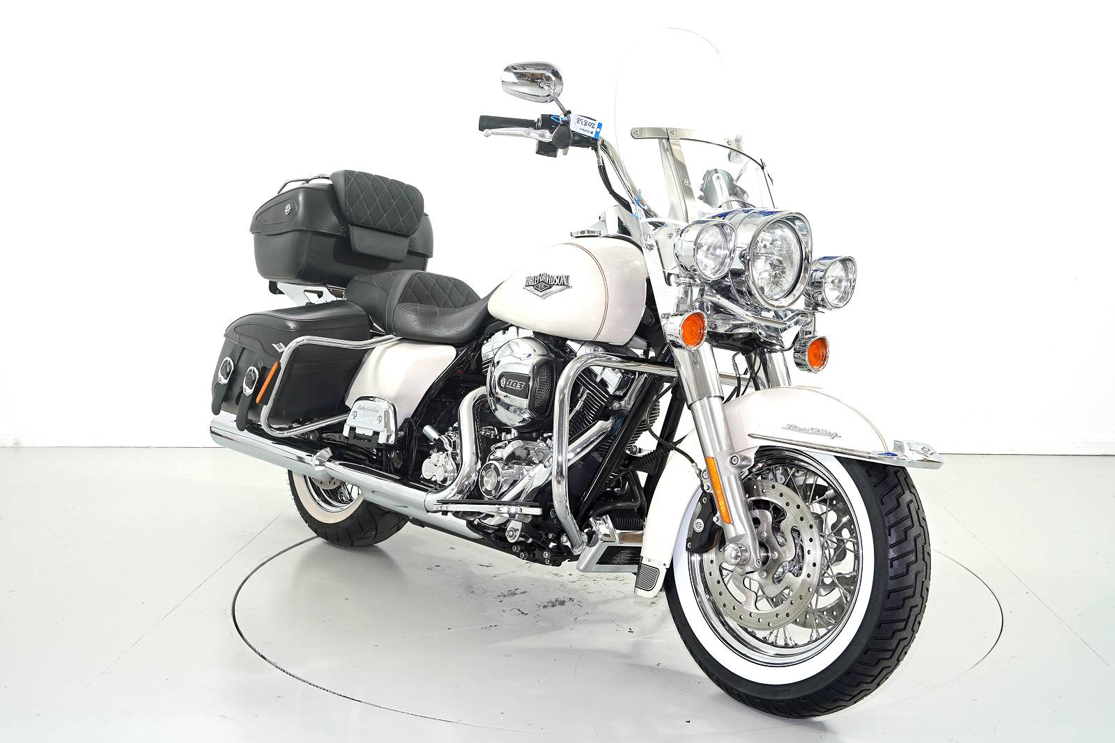 HARLEY-DAVIDSON FLHRC ABS-image-1