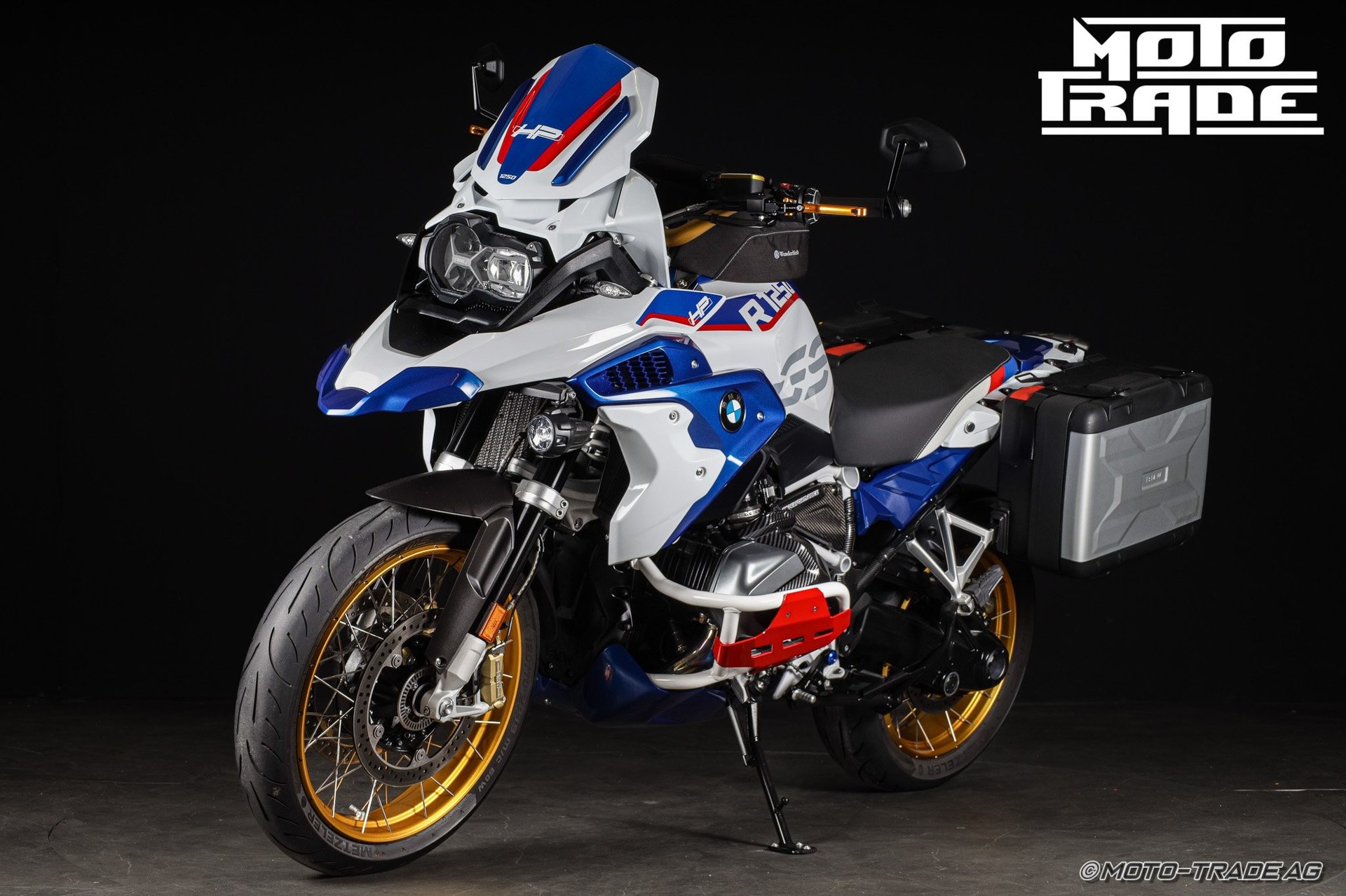 BMW R 1250 GS ABS HP4 DESIGN AKRAPOVIC-image-5
