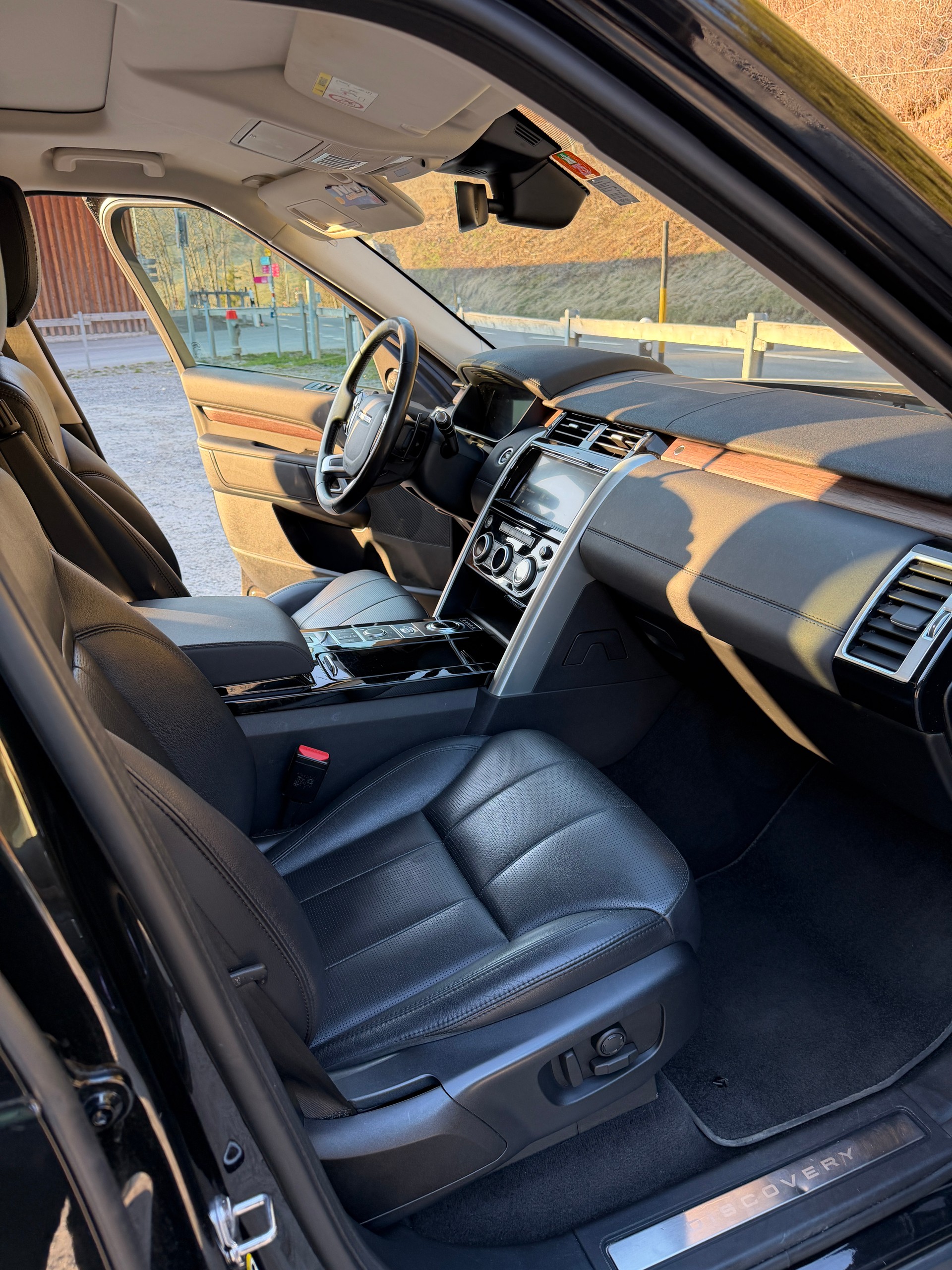 LAND ROVER 3.0 SDV6 HSE-image-14