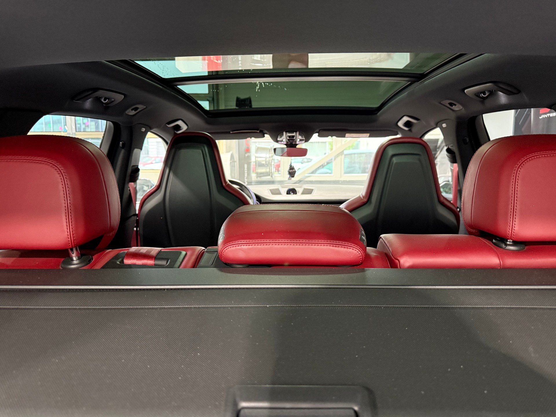PORSCHE Cayenne S Fullblack-image-13