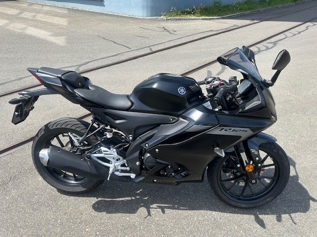 YAMAHA YZF-R 125 ABS
