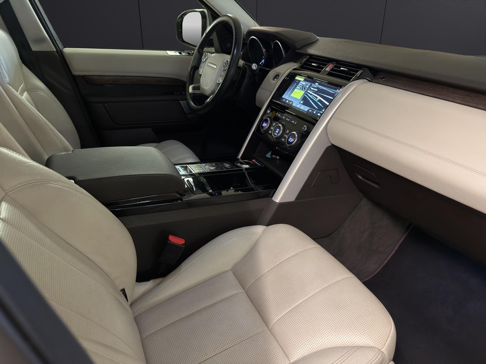 LAND ROVER Discovery 2.0 TD4 HSE-image-15