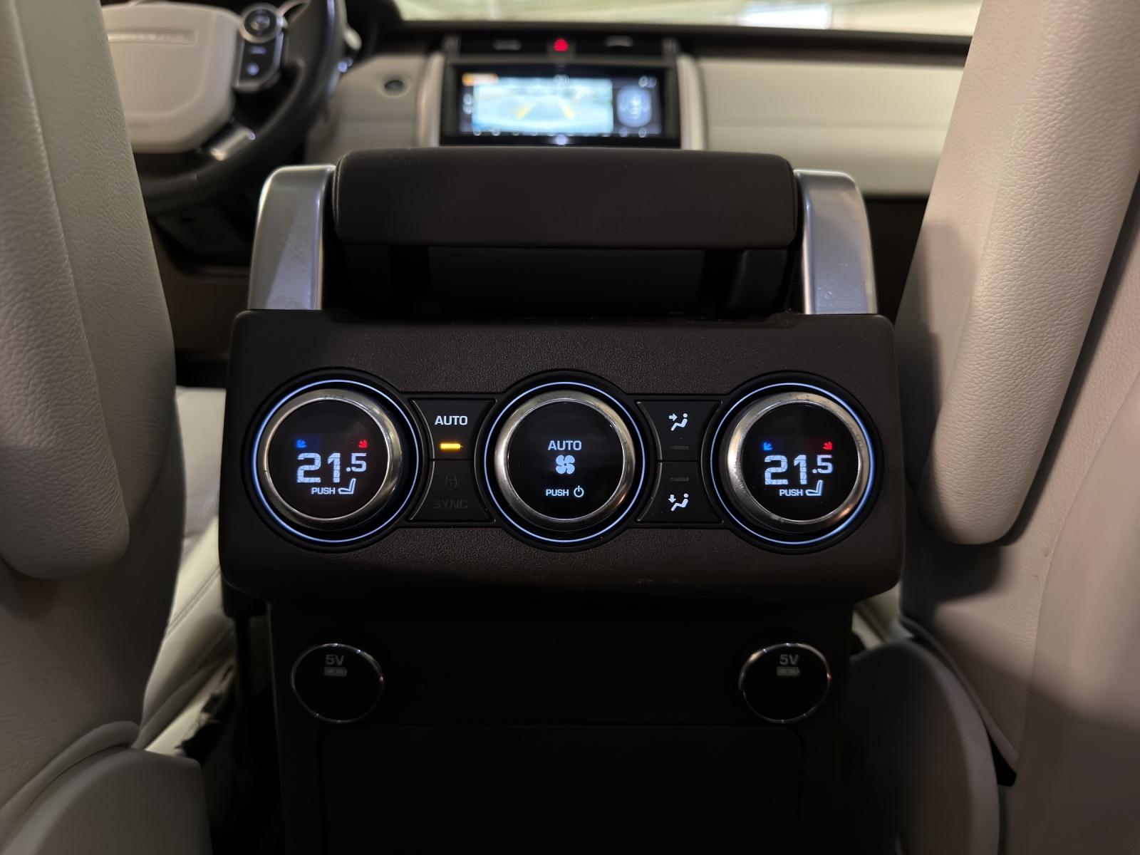 LAND ROVER Discovery 2.0 TD4 HSE-image-18