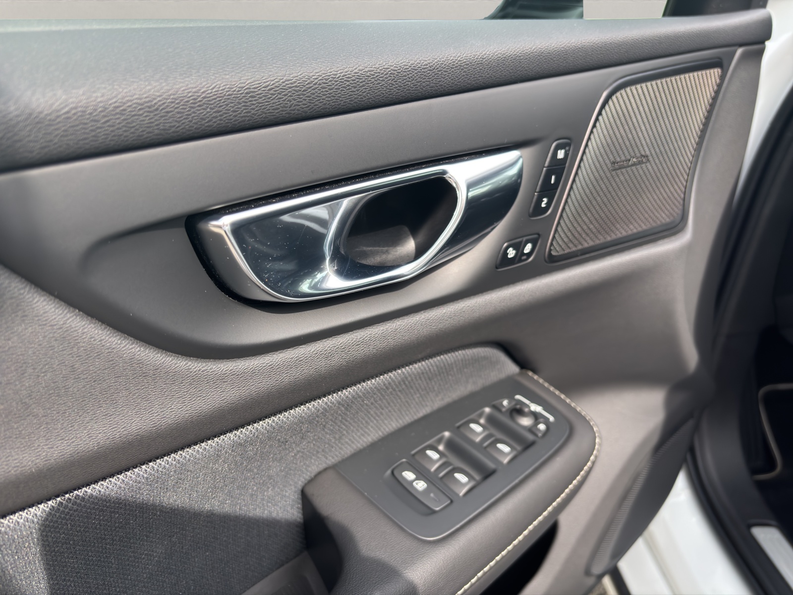 VOLVO V60 2.0 T8 TE Polestar eAWD-image-7