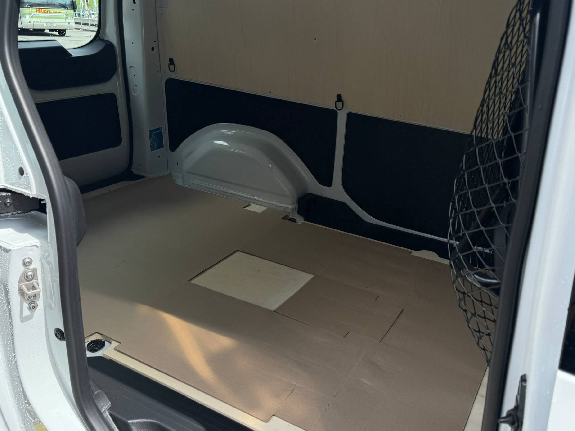 RENAULT Kangoo Van L2 1.3 TCe 130 Extra-image-6