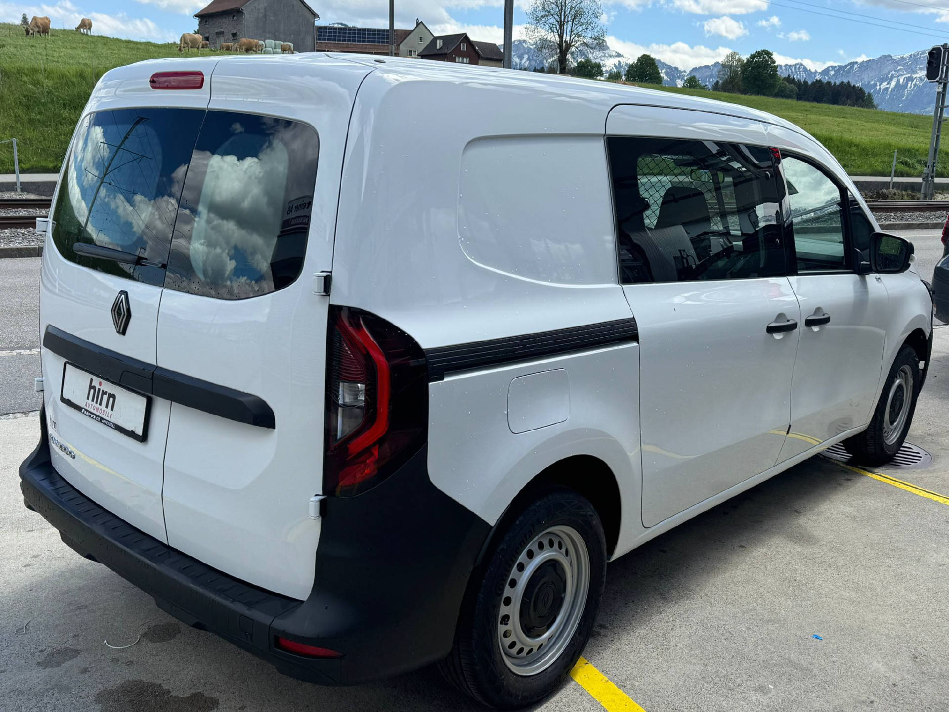 RENAULT Kangoo Van L2 1.3 TCe 130 Extra-image-2