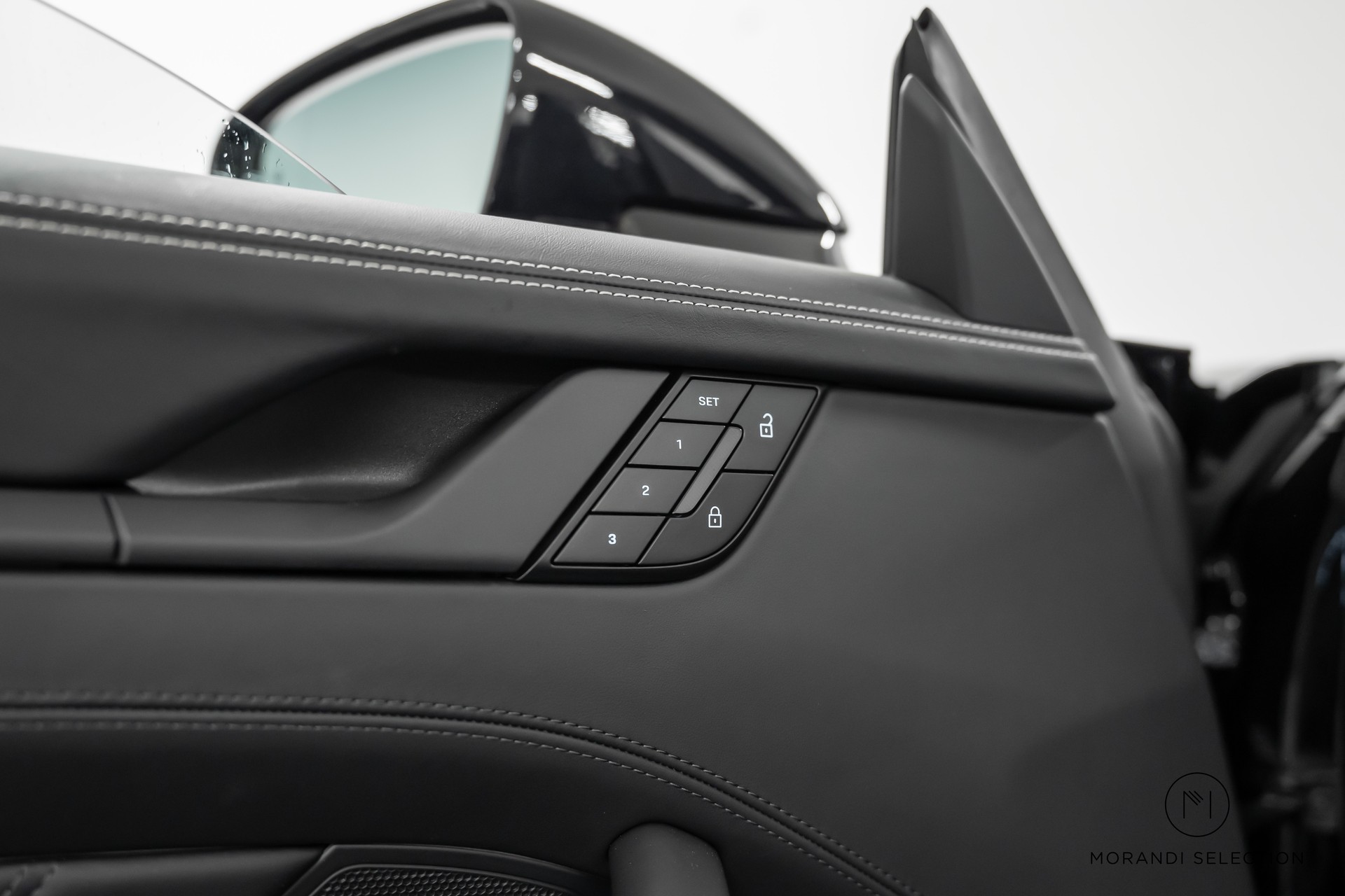 PORSCHE 911 Cabriolet 3.6 Turbo S PDK-image-18