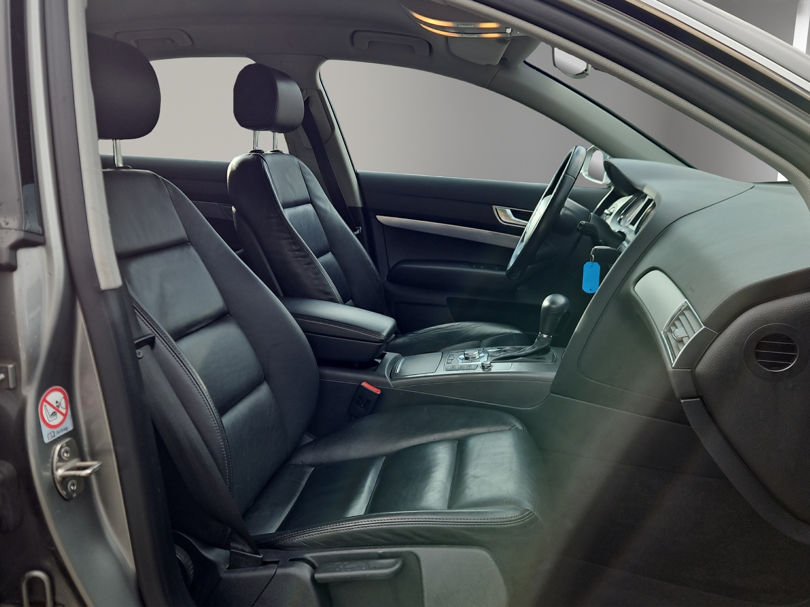 AUDI A6 Limousine 2.4 V6-image-12
