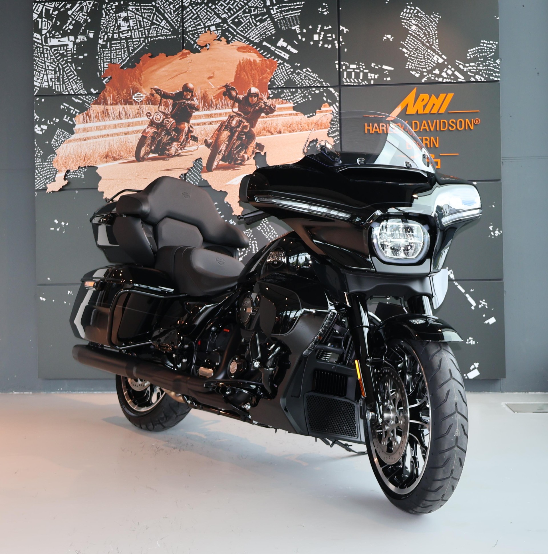 HARLEY-DAVIDSON FLHXL Street Glide 117ci-image-1
