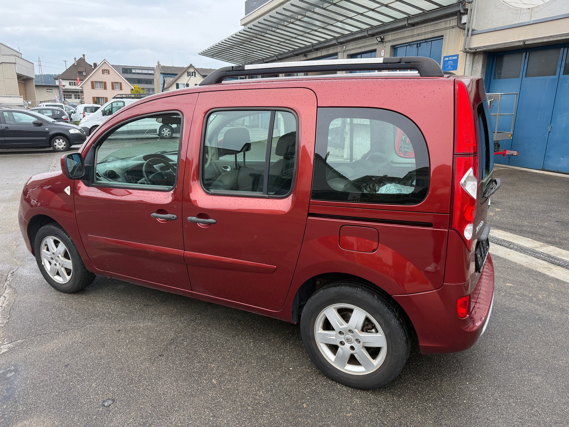 RENAULT Kangoo 1.6 16V Dynamique-image-3