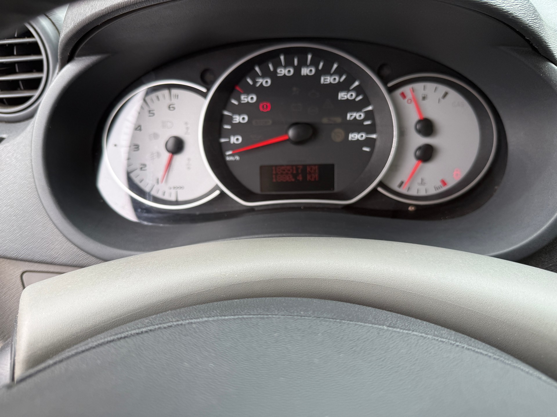 RENAULT Kangoo 1.6 16V Dynamique-image-10