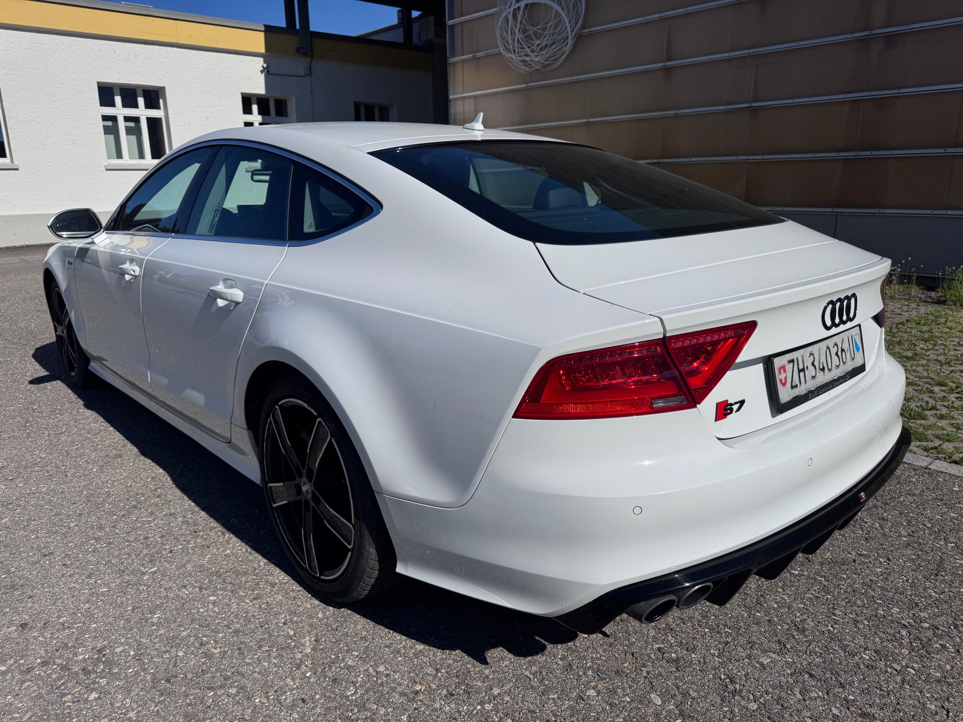AUDI S7 Sportback 4.0 TFSI V8 quattro S-tronic-image-6
