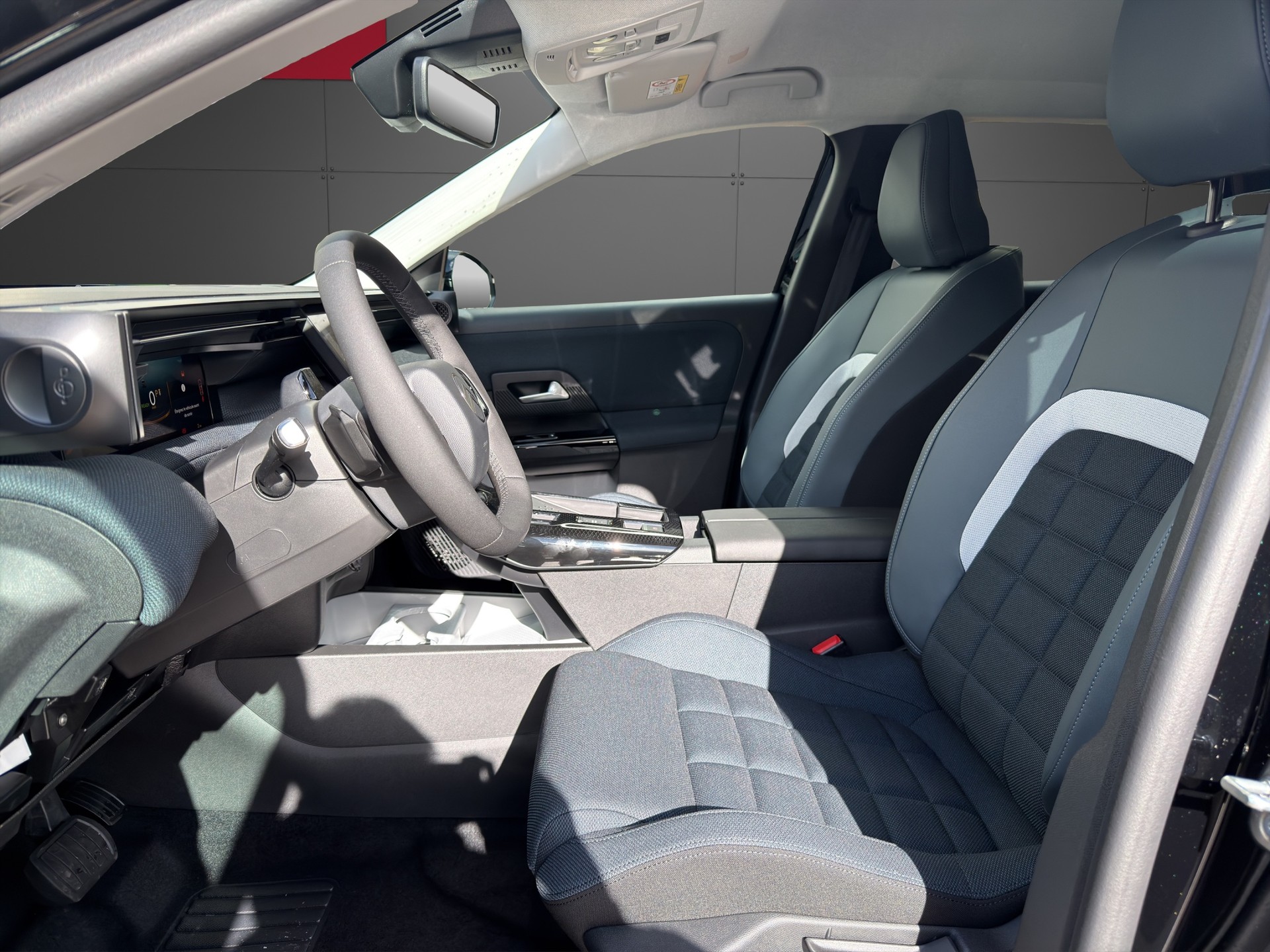 CITROEN C5 Aircross 73 kWh Plus-image-5