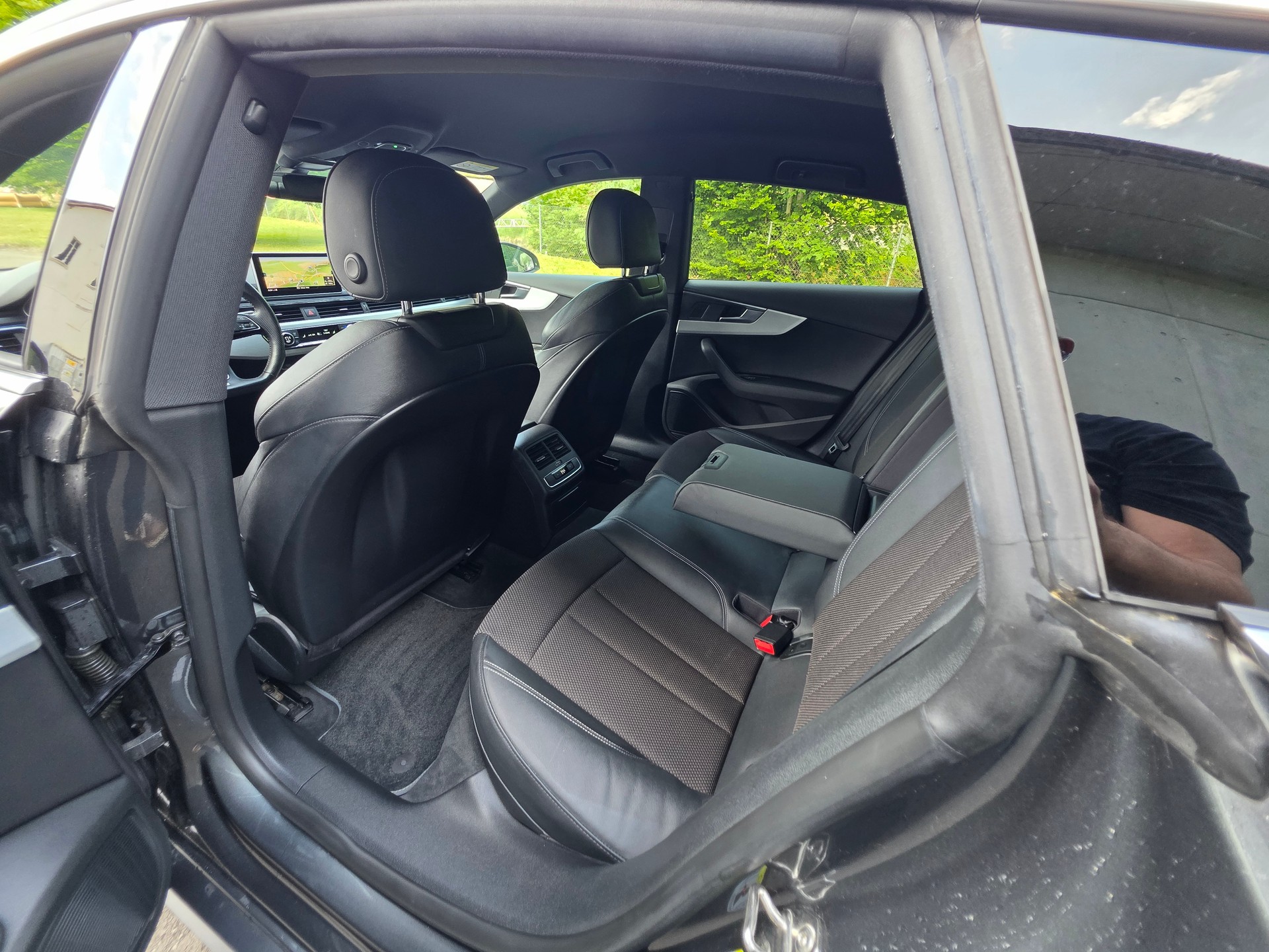 AUDI A5 Sportback 2.0 TDI S-LINE quattro S-tronic-image-24