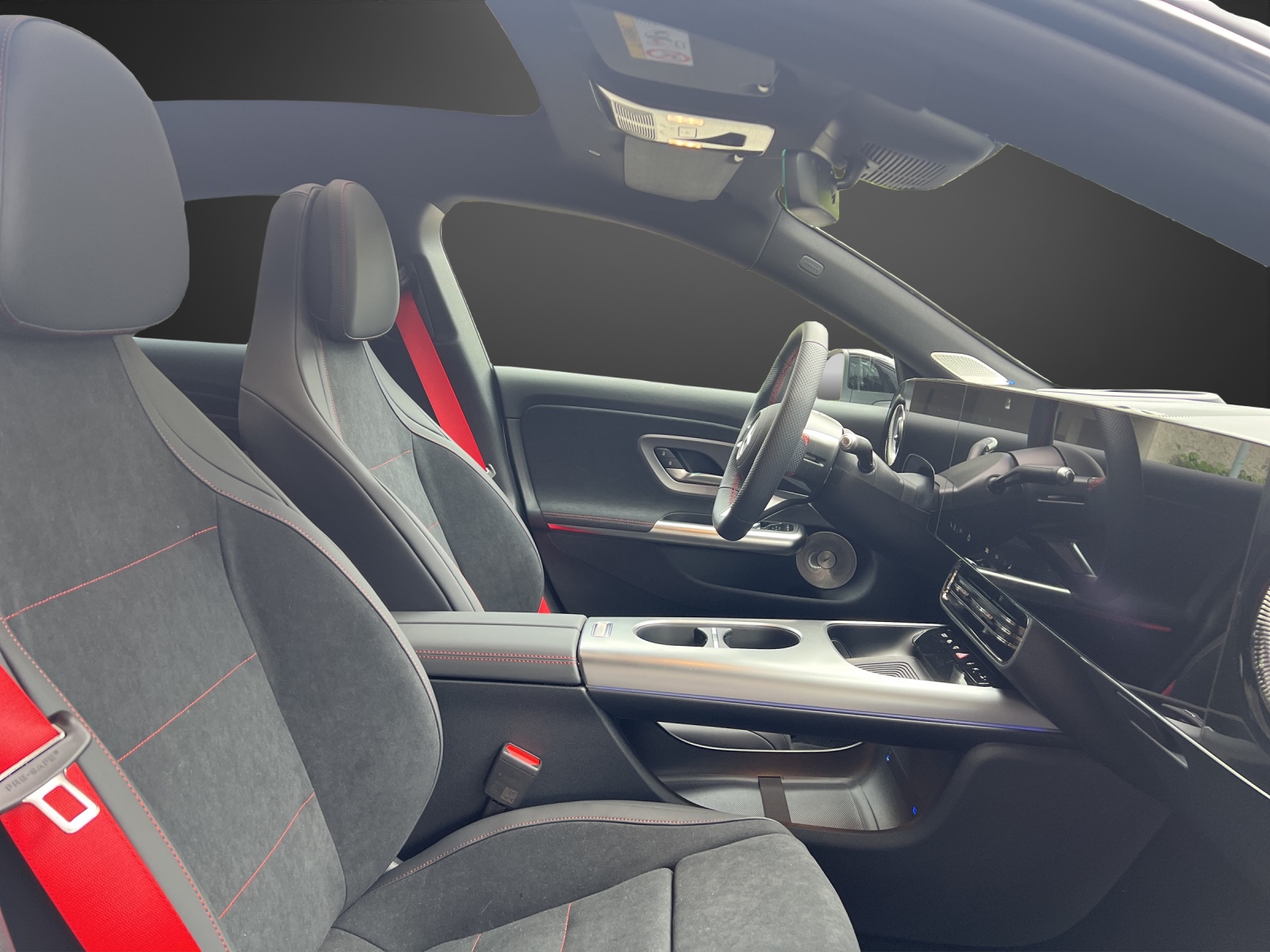 MERCEDES-BENZ CLA 220 4Matic 8G-DCT-image-12