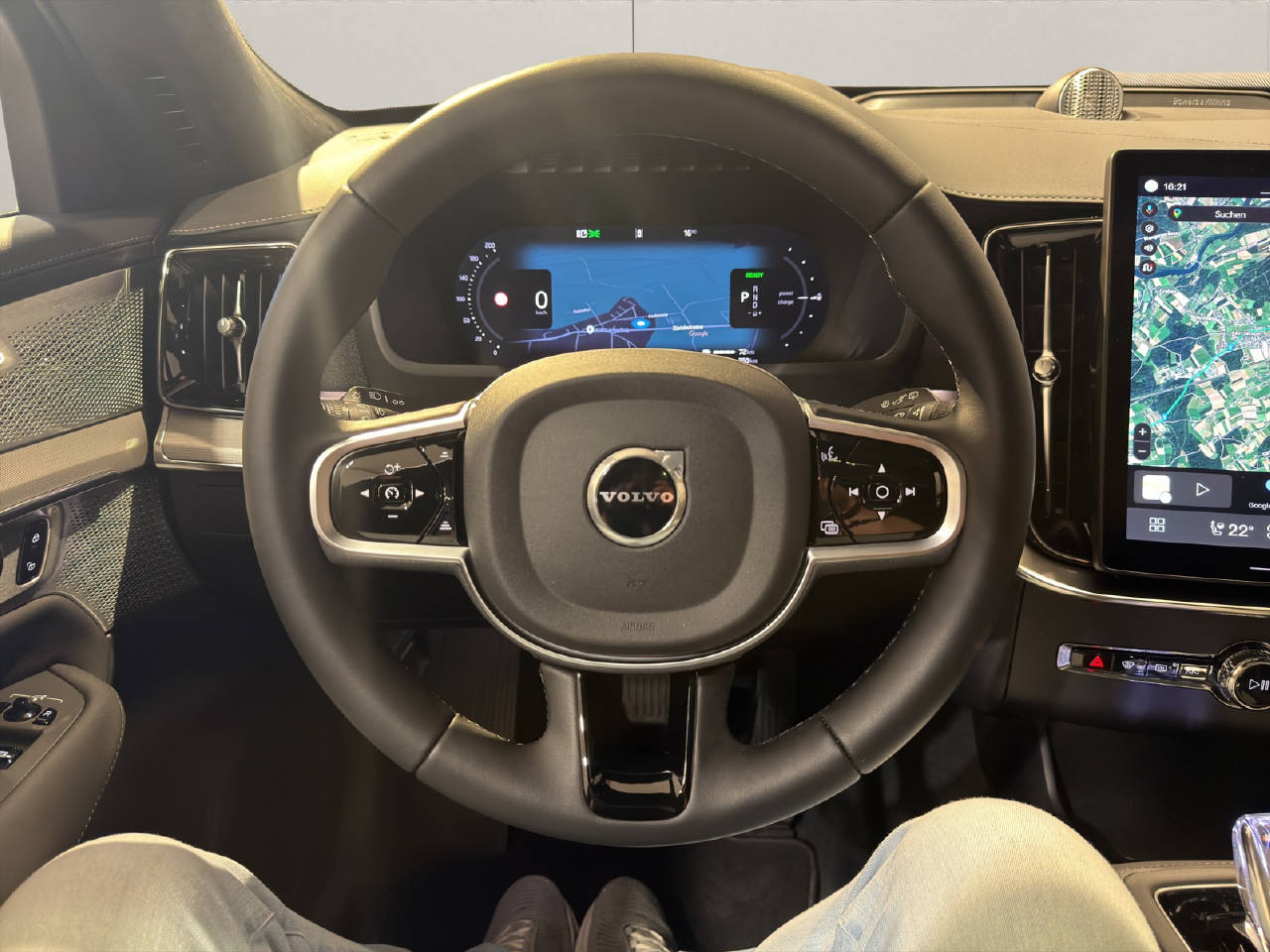 VOLVO XC90 2.0 T8 TE Black Edition eAWD-image-9