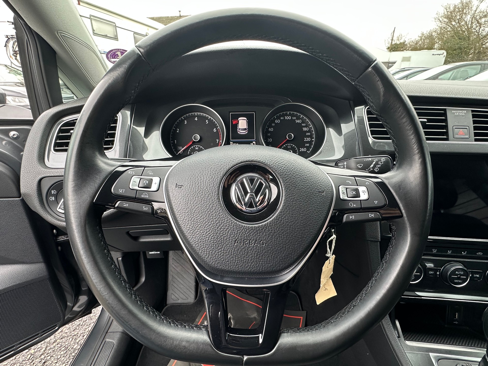 VW Golf 1.4 TSI Comfortline DSG-image-17