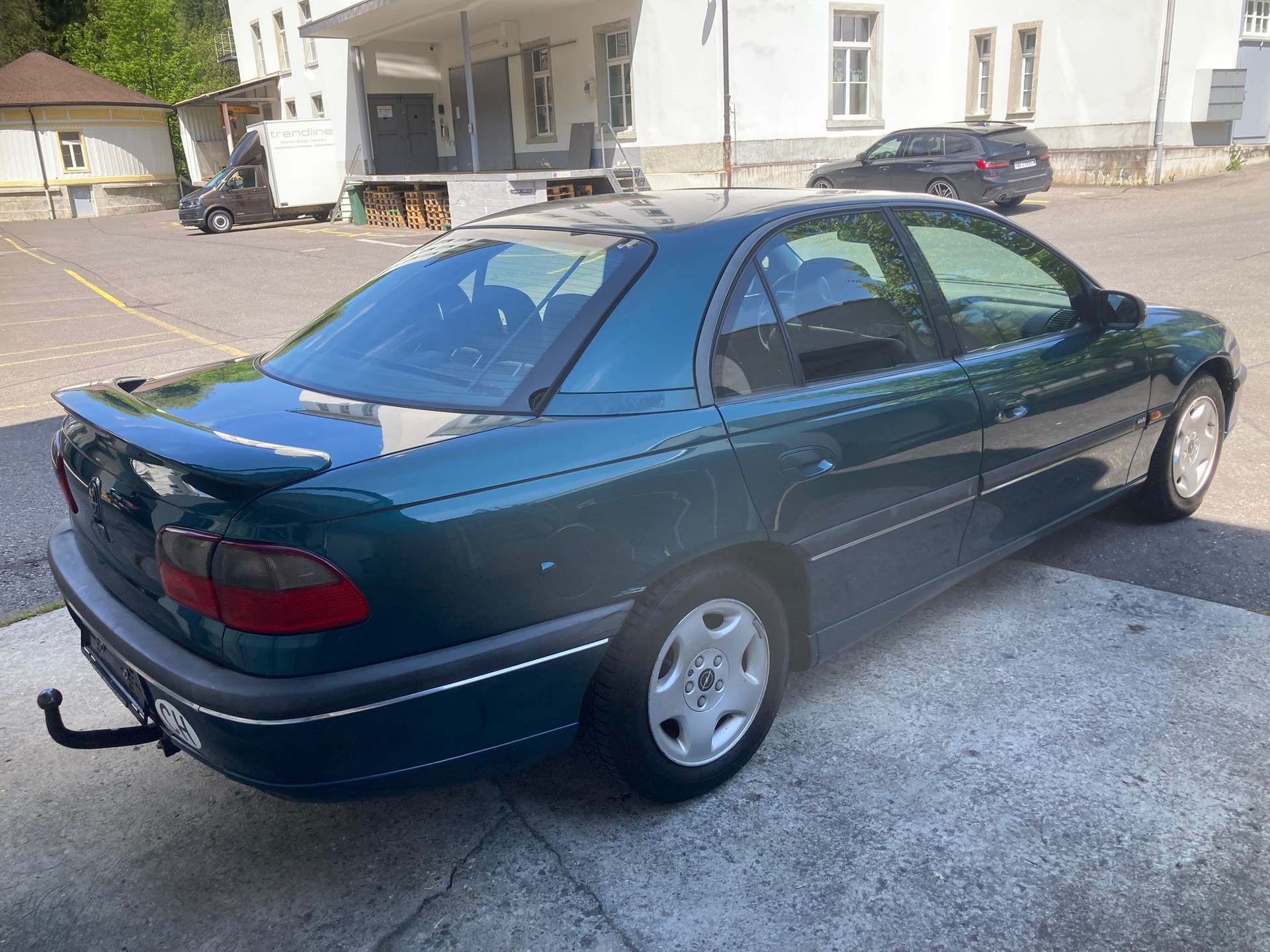 OPEL Omega 3.0i MV6 A-showroom-element-2