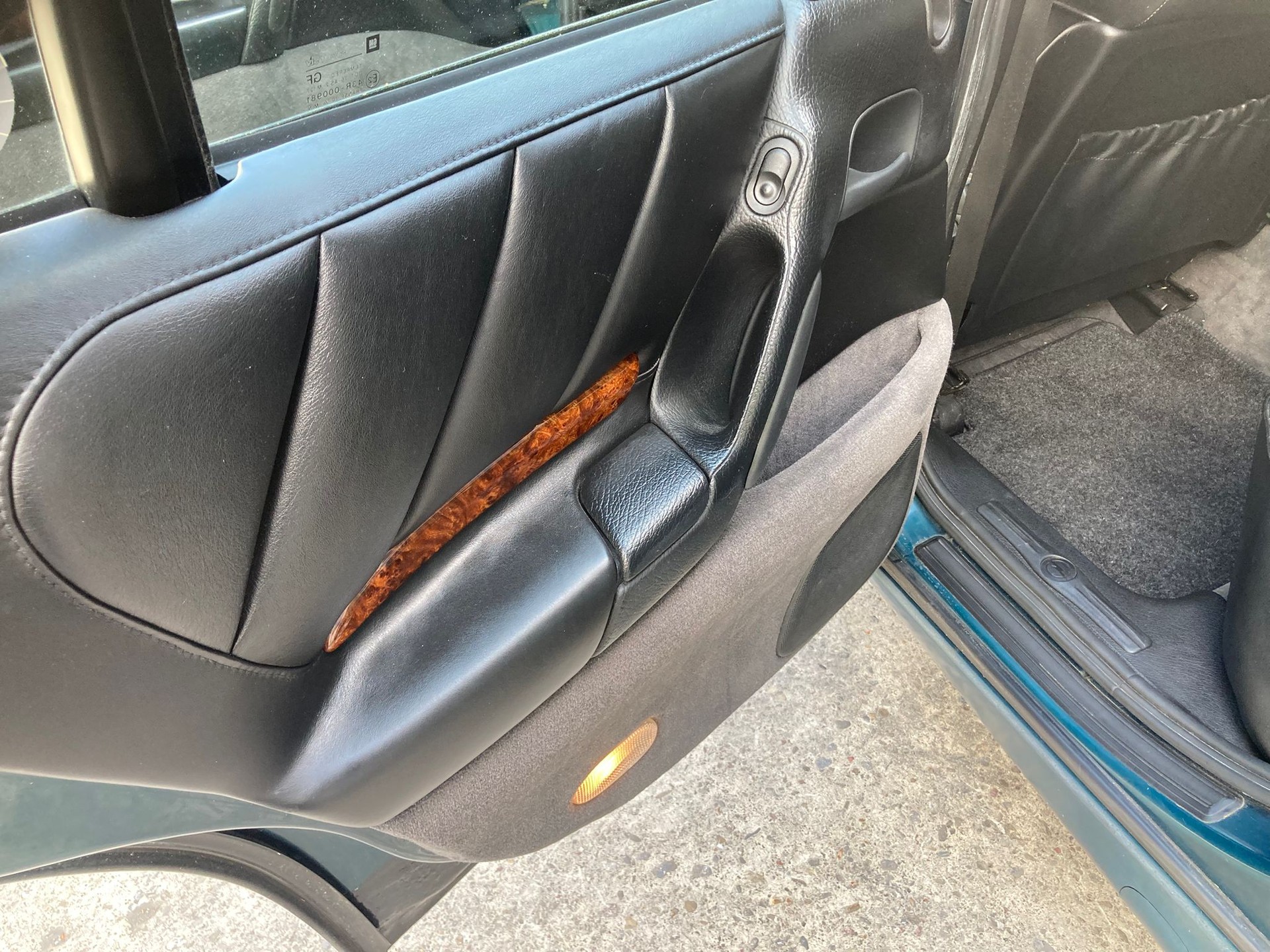 OPEL Omega 3.0i MV6 A-image-12