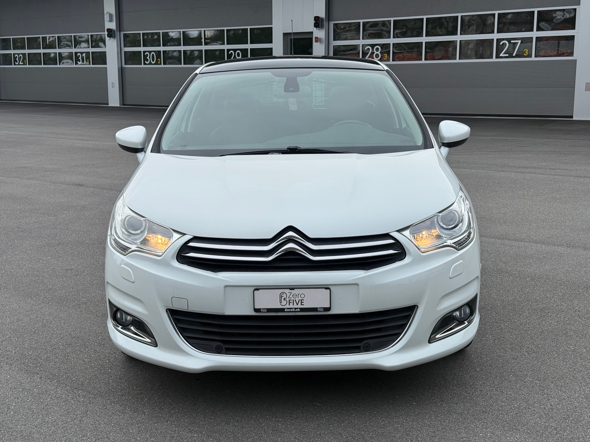 CITROEN C4 Berline 1.6 e-HDi Exclusive EGS6-showroom-element-1