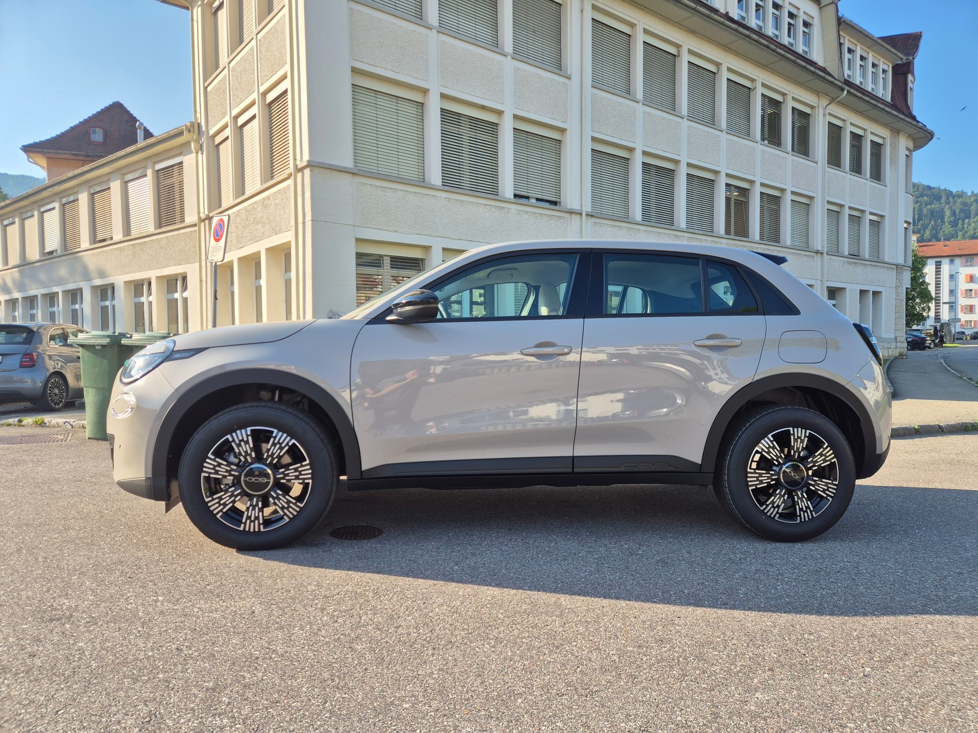 FIAT 600h Mild Hybrid Icon Swiss Edition-showroom-element-1