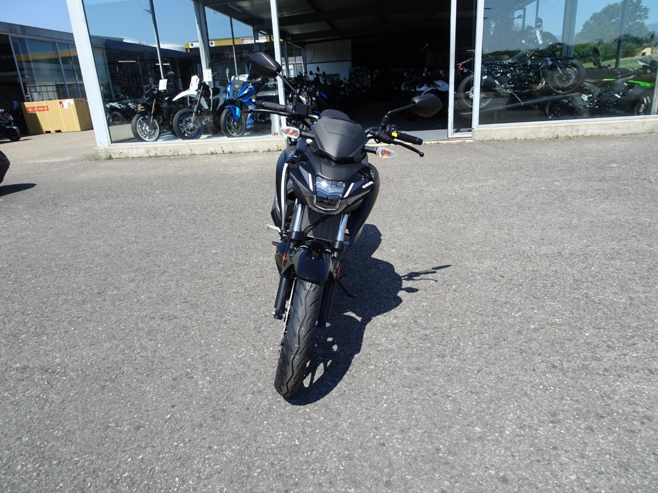 SUZUKI GSX-S 125-image-2