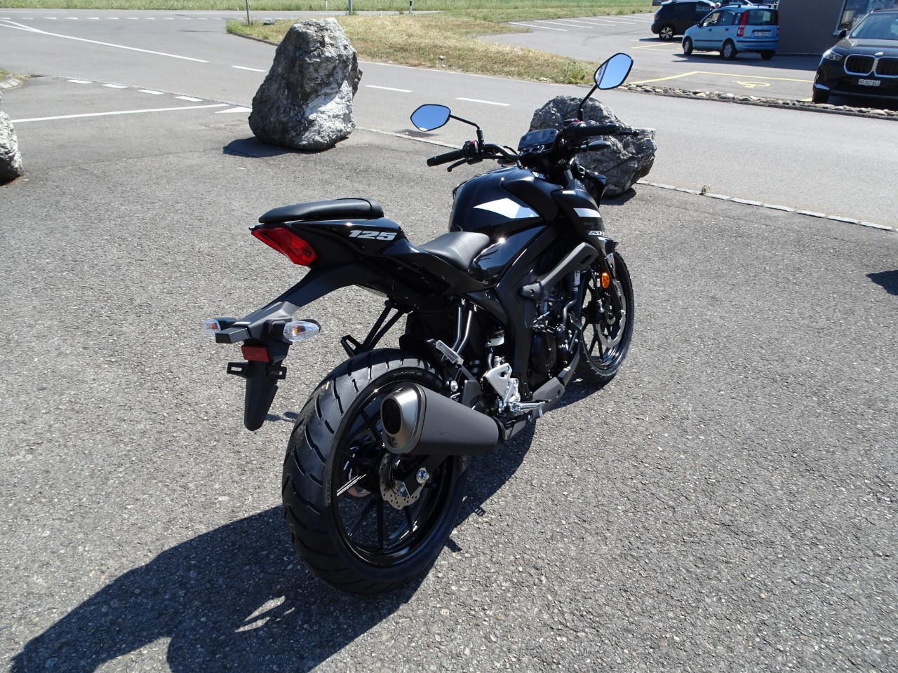 SUZUKI GSX-S 125-image-4