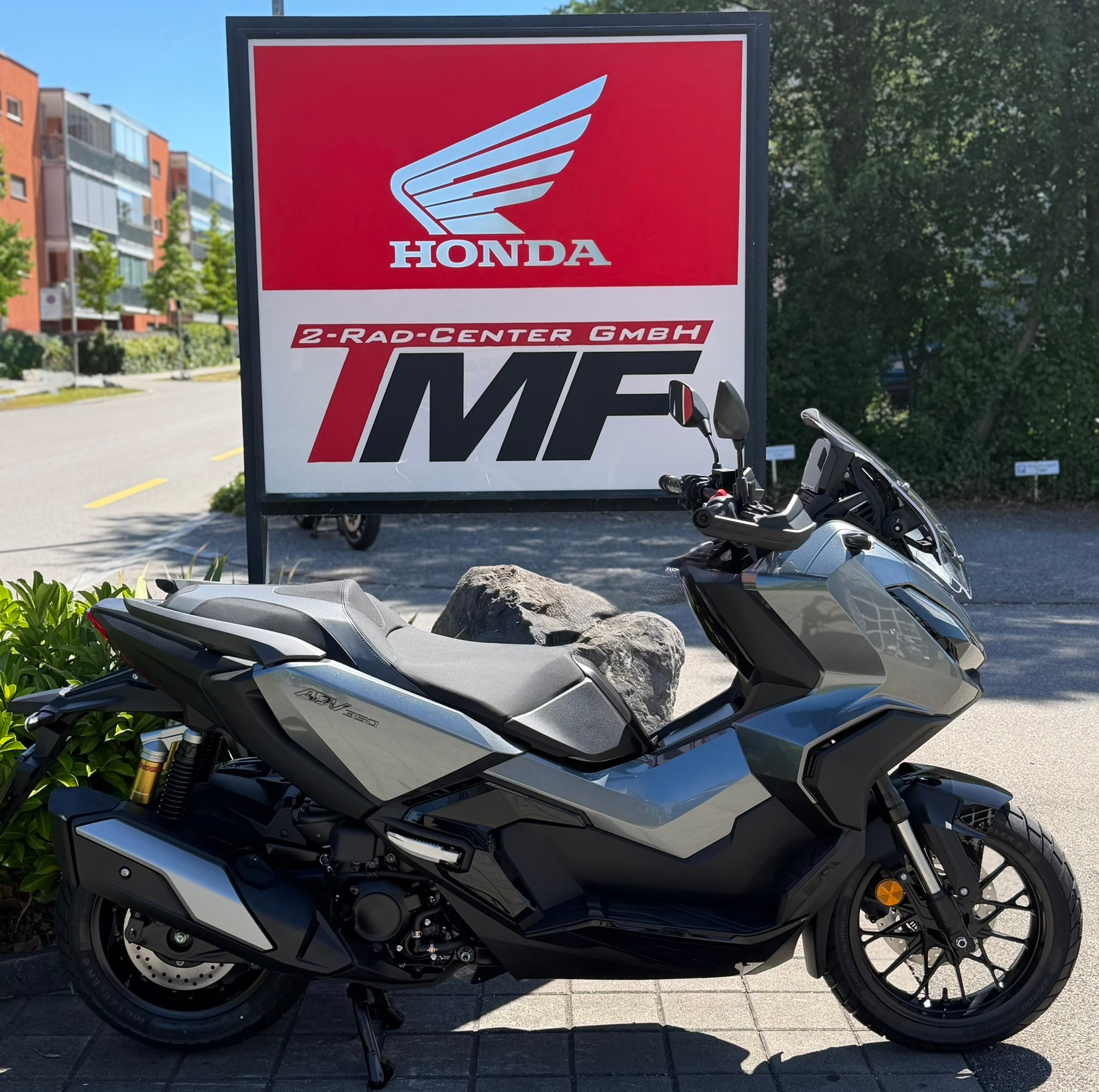 HONDA ADV 350-image-8