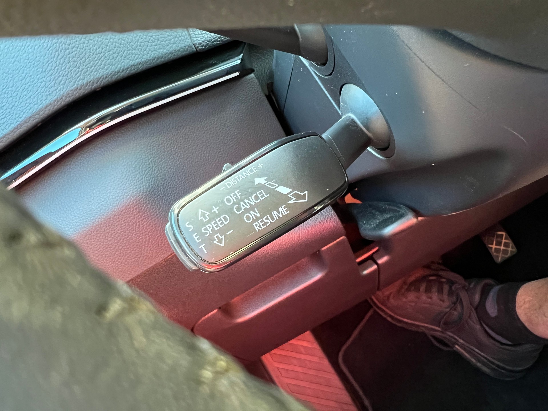 SKODA Karoq 2.0 TDI CR Style 4x4 DSG-image-27
