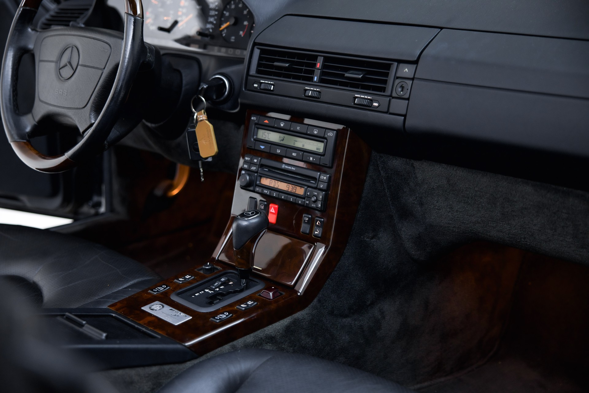 MERCEDES-BENZ SL 500 Special Edition Automatic-image-24