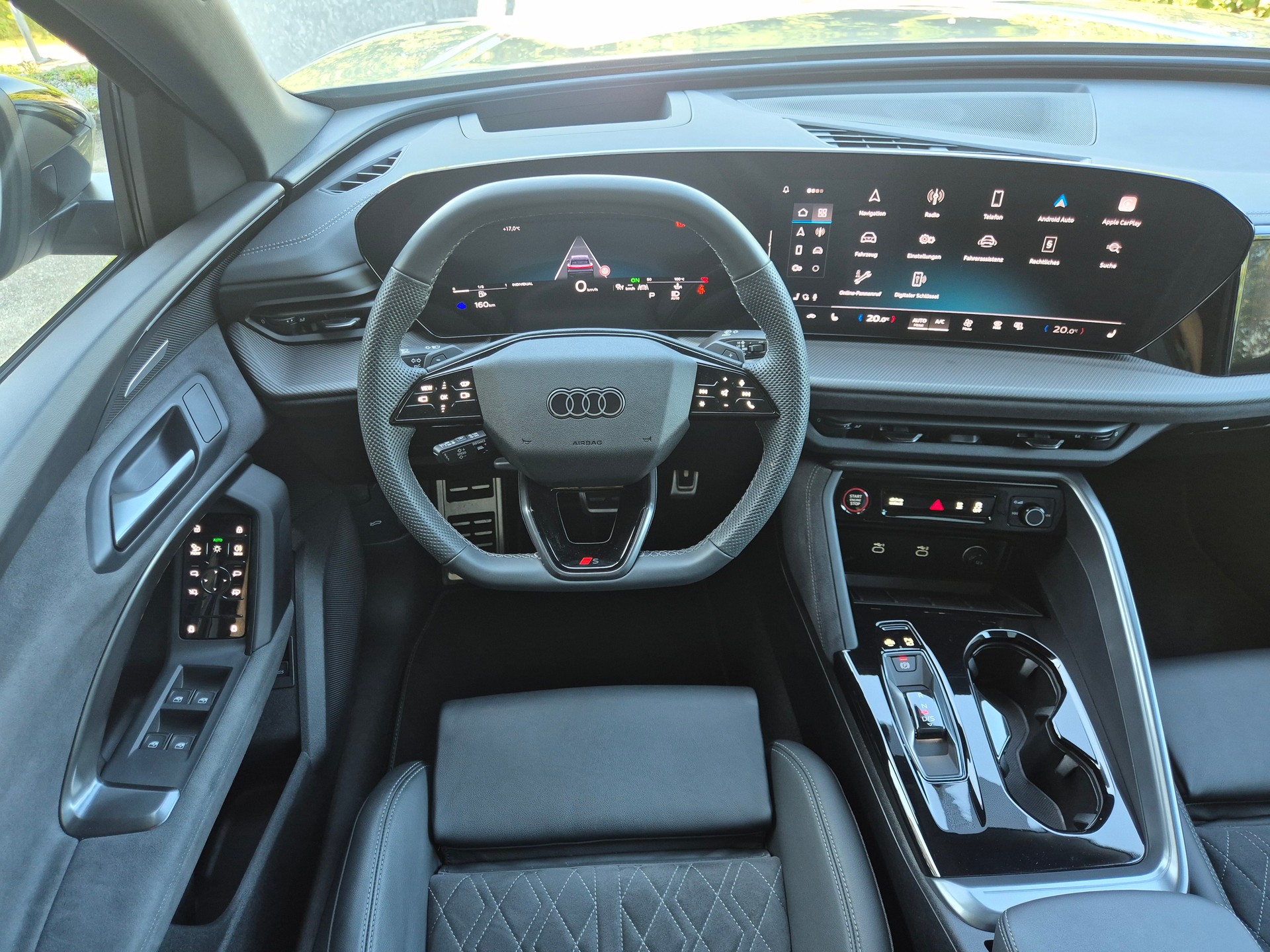 AUDI SQ5 TFSI quattro S-tronic-image-14