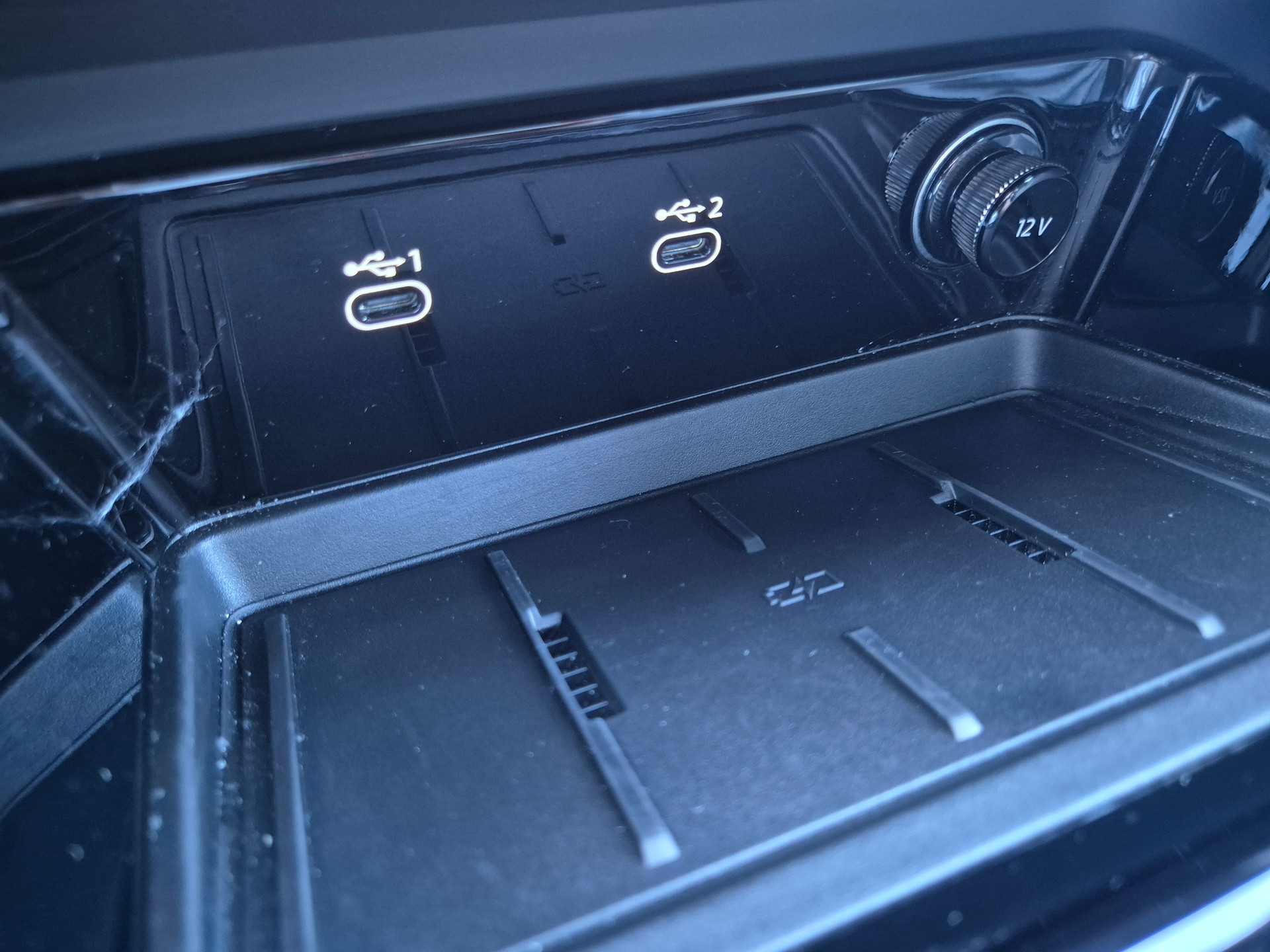 AUDI SQ5 TFSI quattro S-tronic-image-24