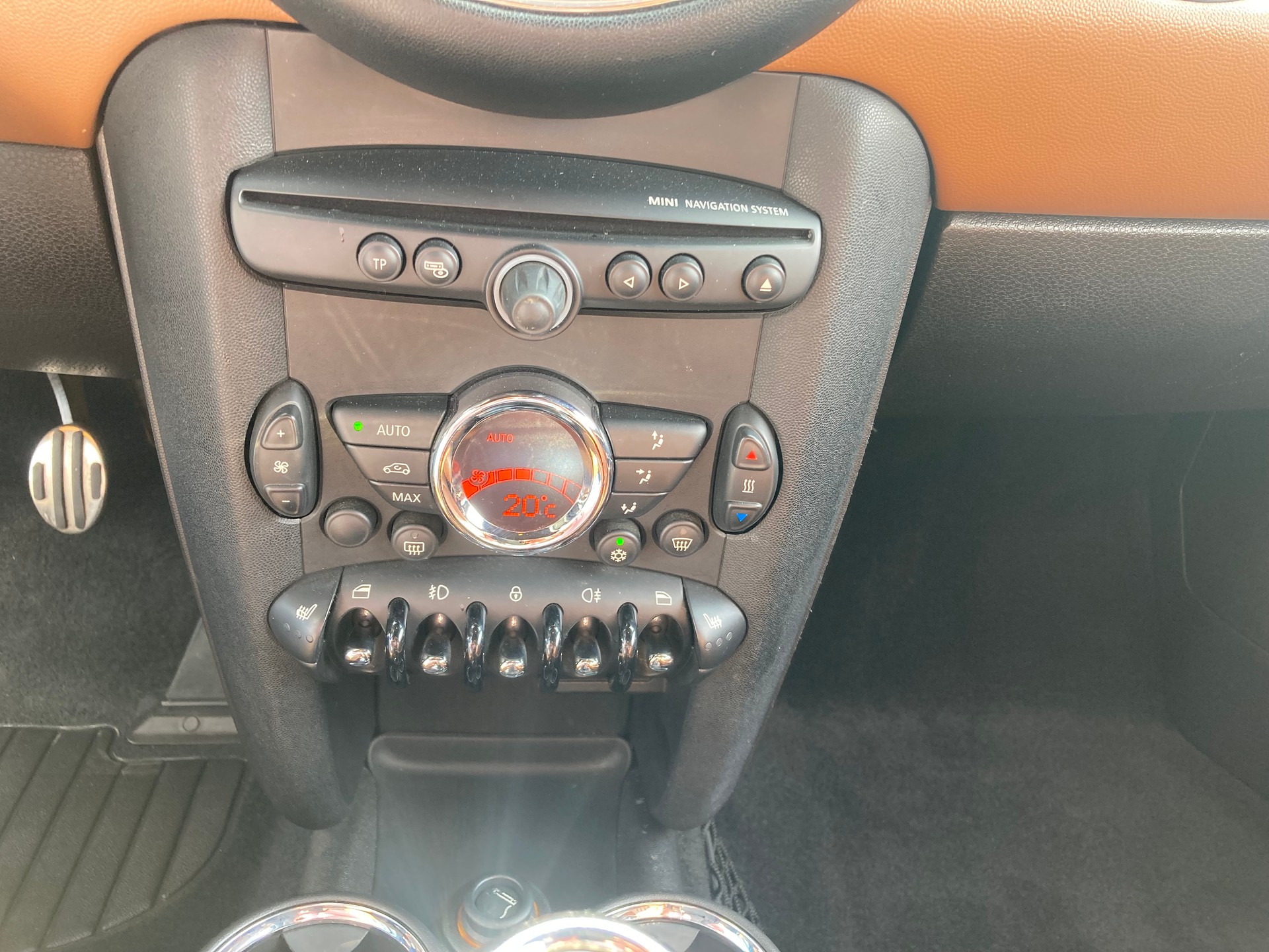 MINI Cooper S Roadster-image-8